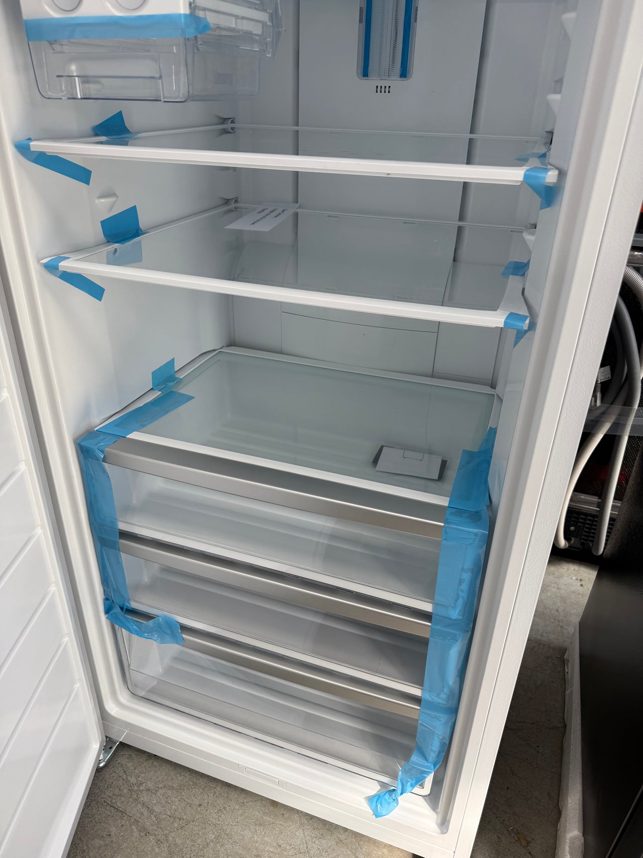 Factory second Westinghouse 388 L Vertical Freezer – Model WFB4204WC