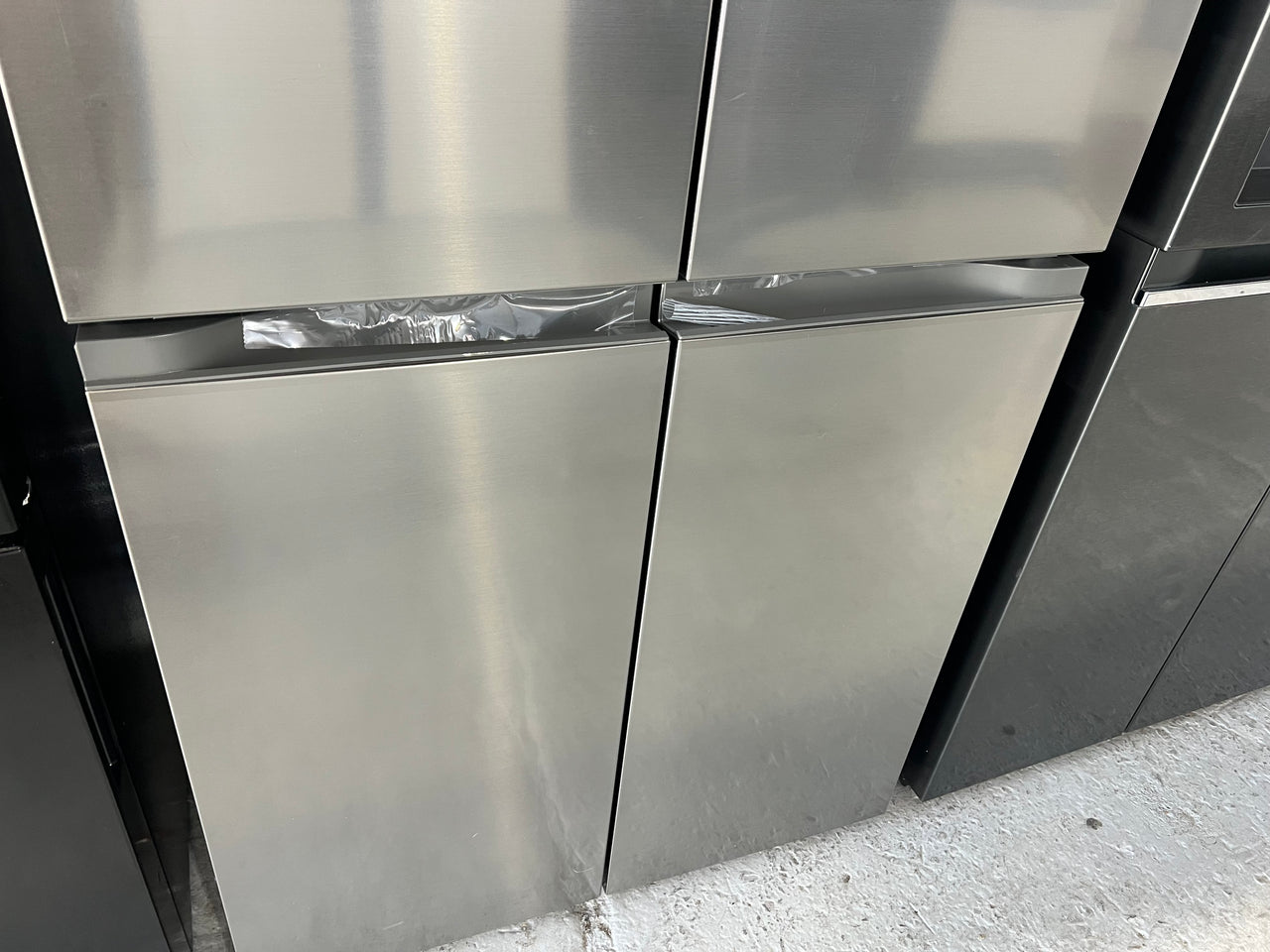 Transportation damaged LG 530L French Door Refrigerator GF-B505PL - Second Hand Appliances Geebung