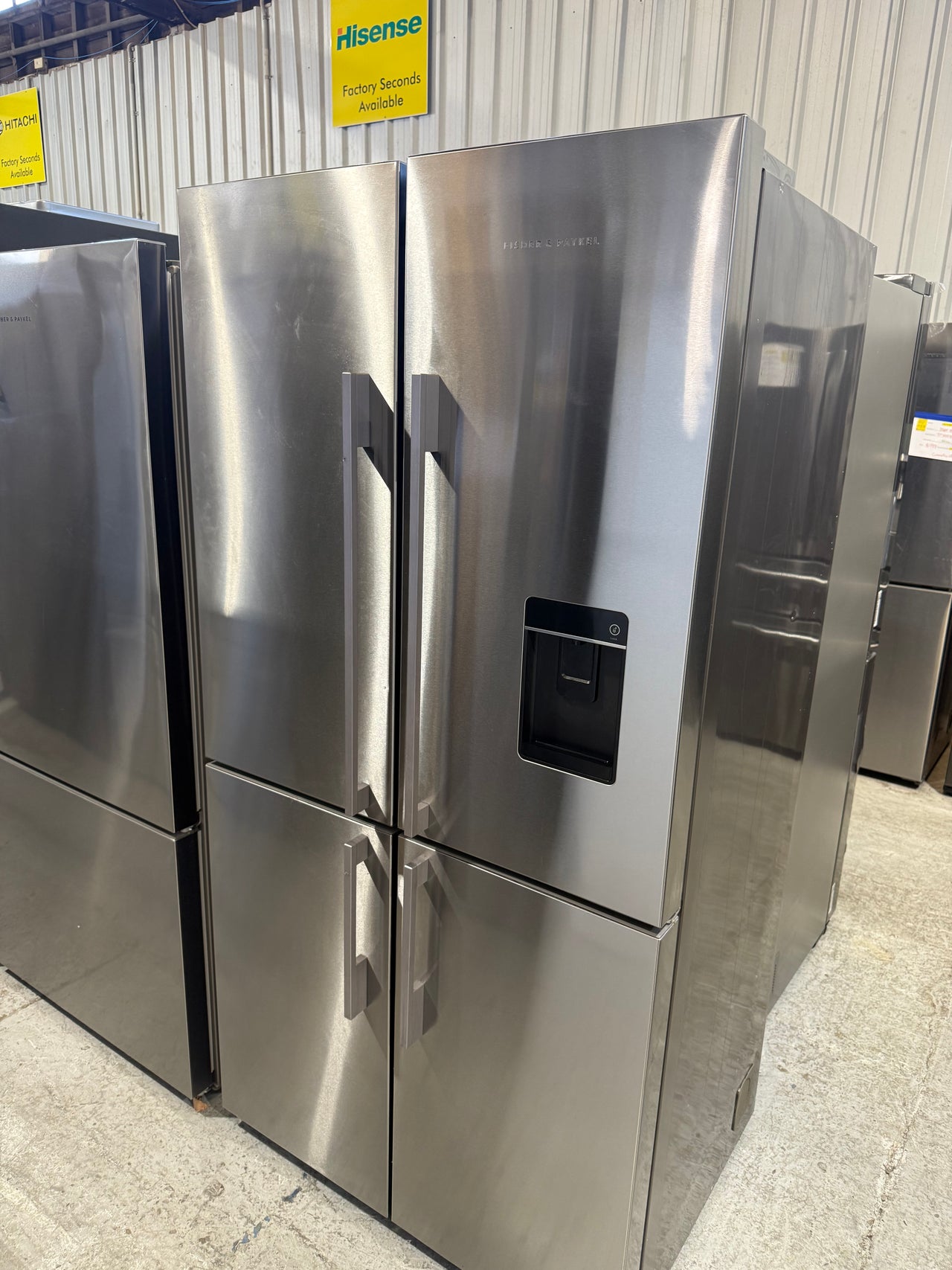 Factory Second Fisher & Paykel RF605QDUVX1 605L Quad Door Refrigerator – EZKleen Stainless Steel