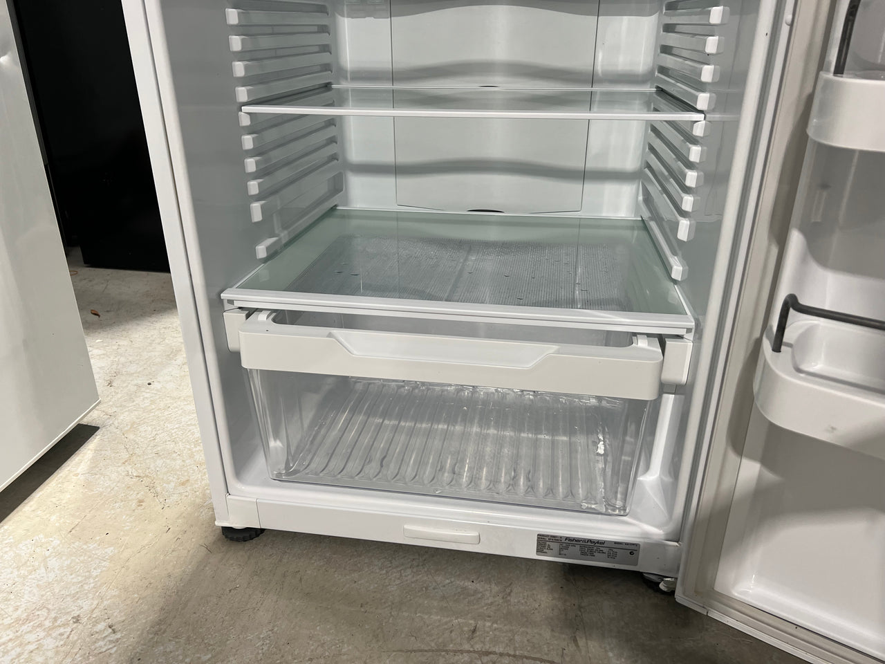 Second hand 411L Fisher & Paykel Fridge E411TRT2 - Second Hand Appliances Geebung