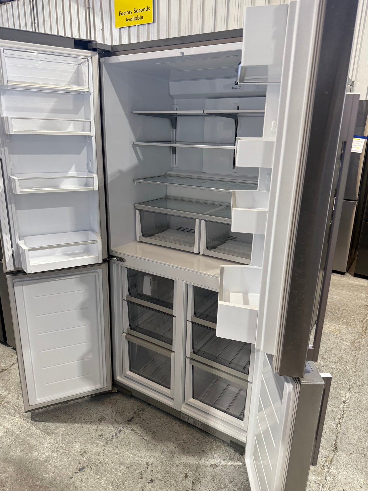 Factory Second Fisher & Paykel RF605QDUVX1 605L Quad Door Refrigerator – EZKleen Stainless Steel