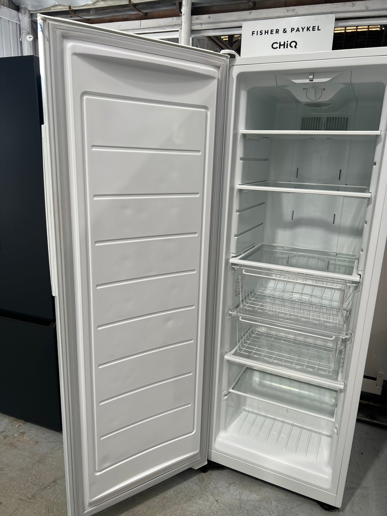 Second hand 300L Vertical Freezer WFM3000WB