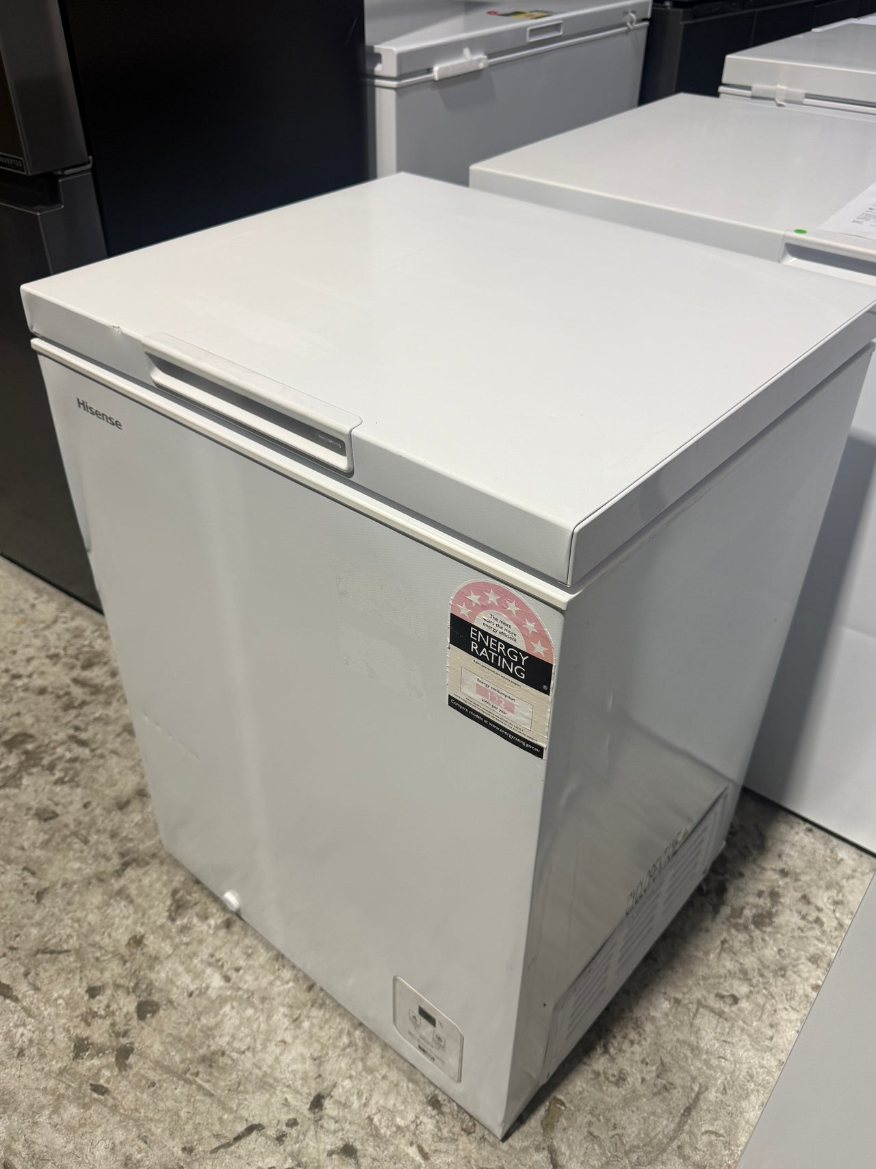 Factory second Hisense 145L Hybrid Chest Freezer HRCF146