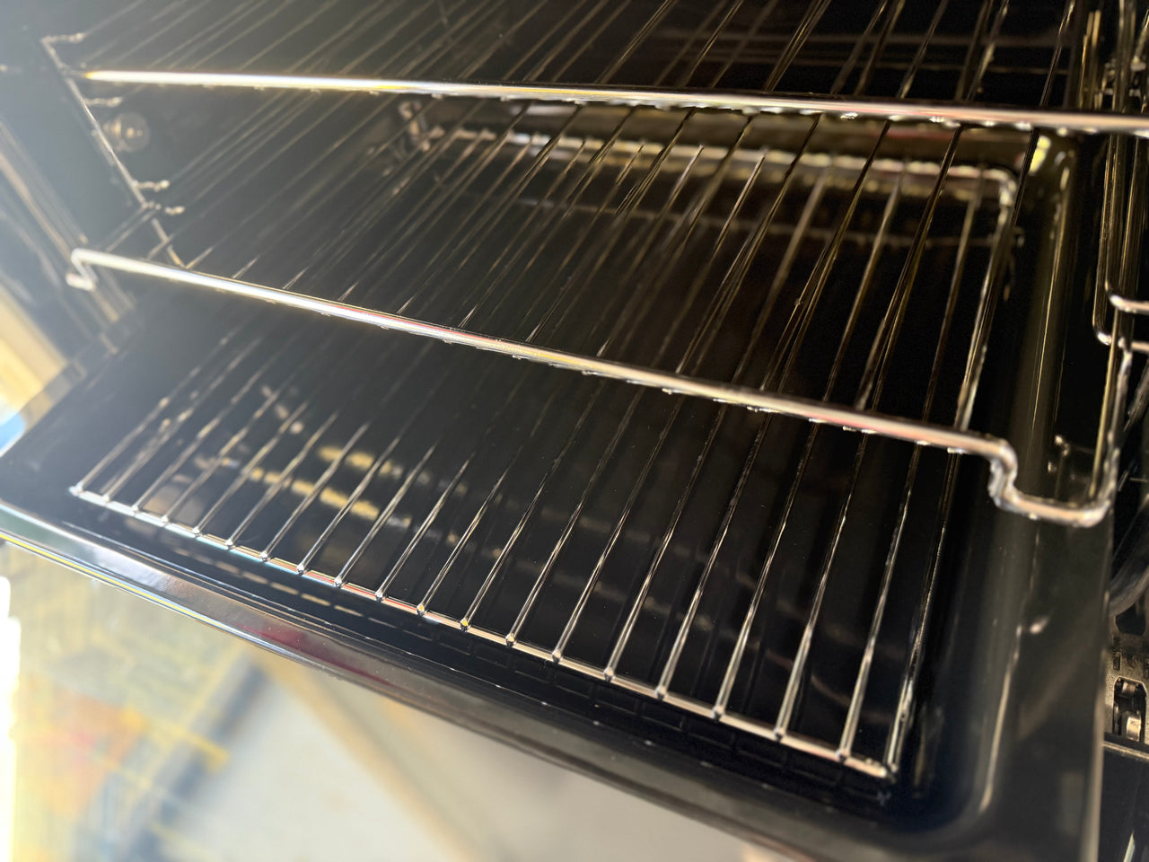 Factory second Fisher & Paykel OB60NC7CEX1 60cm 7-Function Built-In Oven – Stainless Steel / Contemporary Design