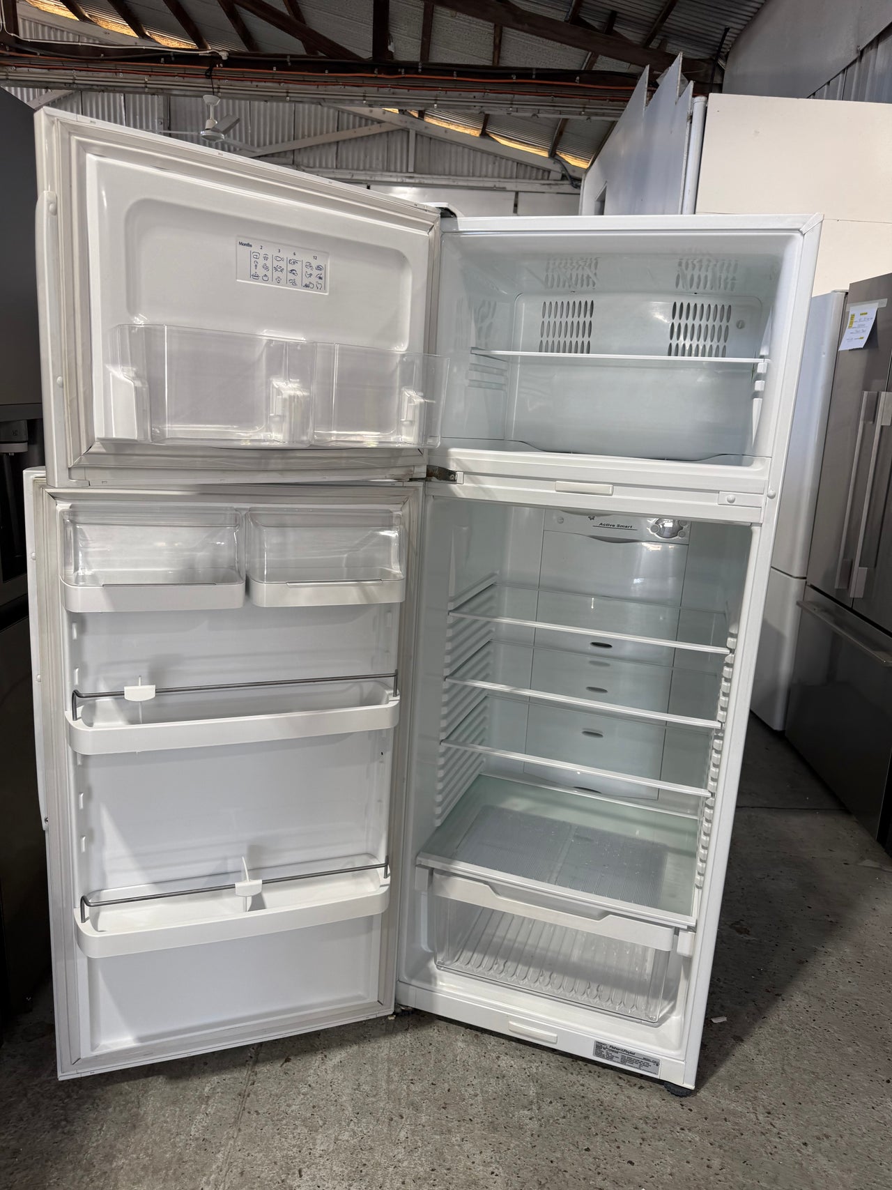 Second hand 380L Fisher&Paykel Fridge Freezer Model: E381T