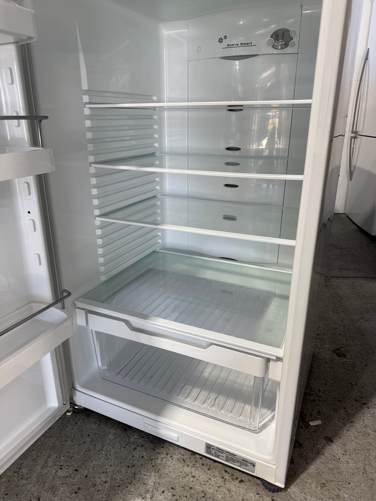 Second hand 380L Fisher&Paykel Fridge Freezer Model: E381T