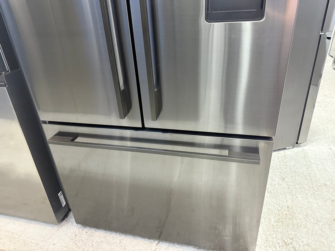 Factory second 569l Fisher&Paykel French Door Fridge Model: RF610ADUB5