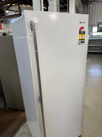 Thumbnail for Factory second Westinghouse 466L Single Door Fridge – WRB5004WC
