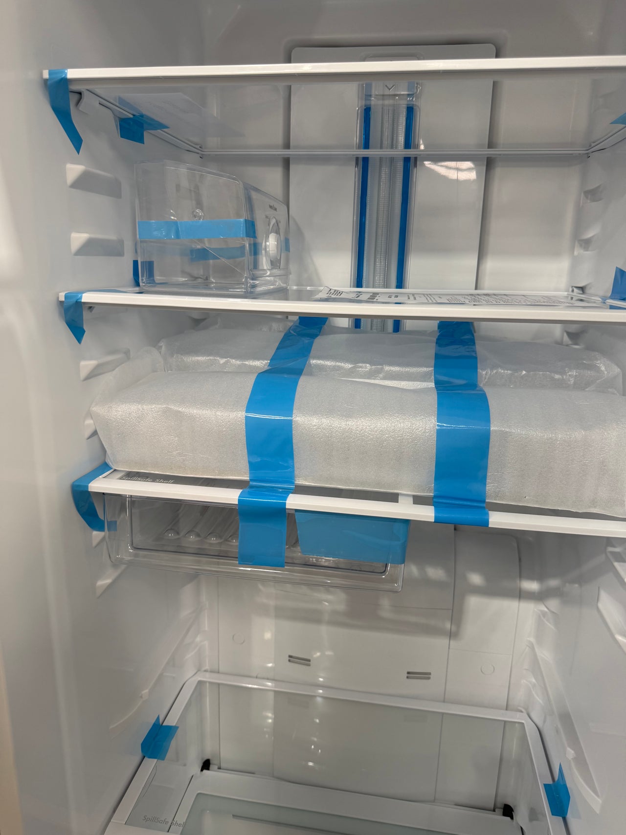 Factory second Westinghouse 466L Single Door Fridge – WRB5004WC