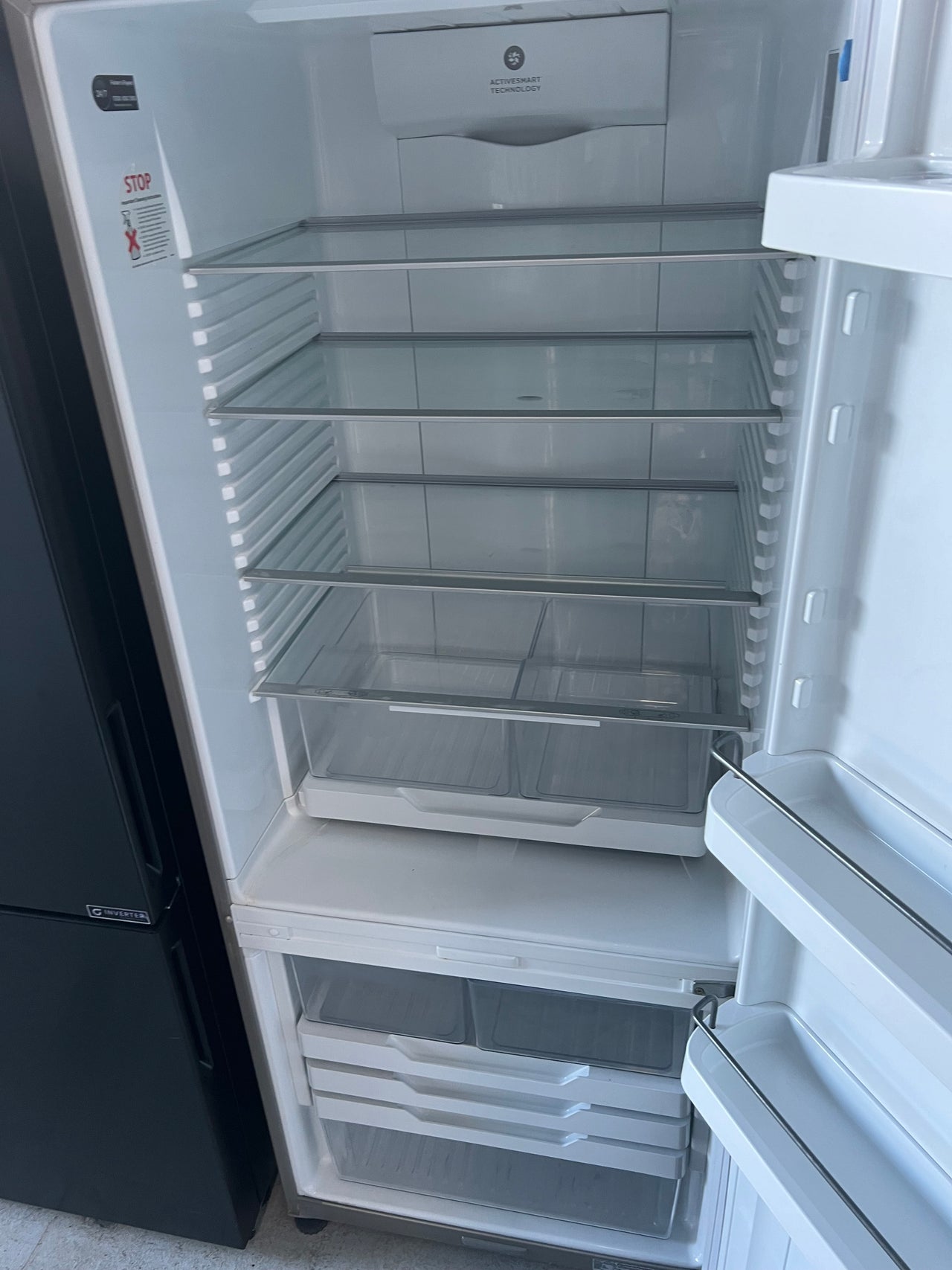 Second hand Fisher & Paykel E442BRXFDU4 442L Fridge with ice&water dispenser - Second Hand Appliances Geebung