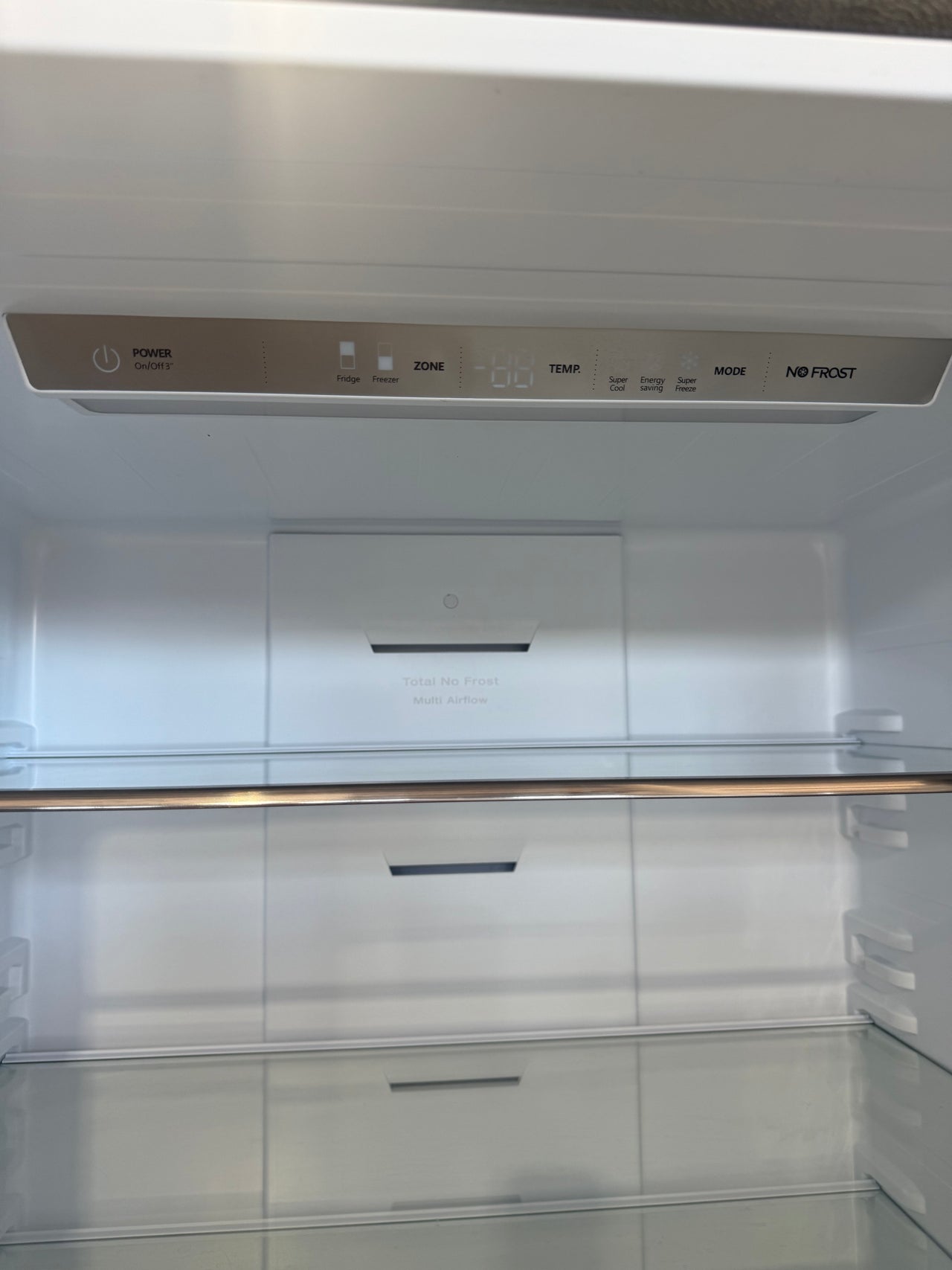 Factory second Hisense 483L PureFlat Bottom Mount Refrigerator HRBM483B