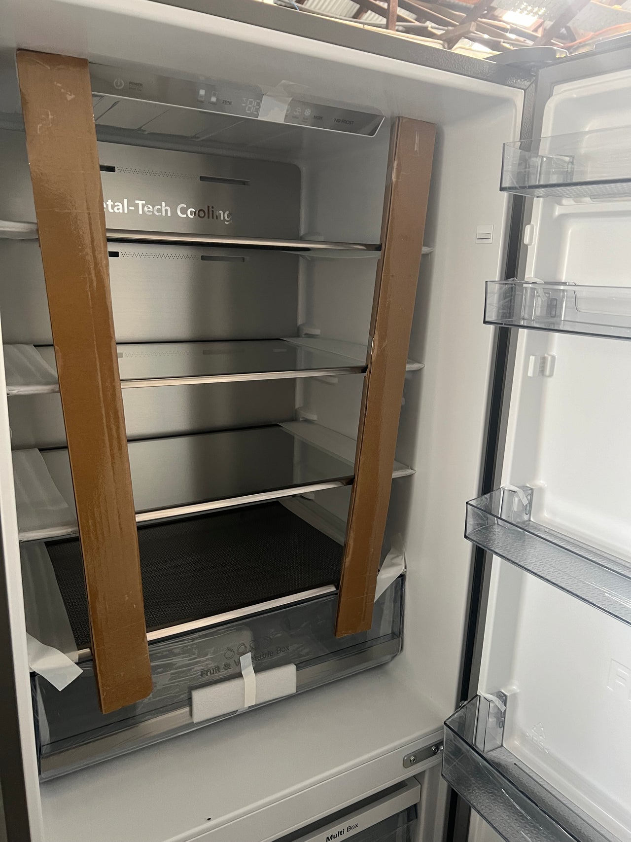 Hisense 417L Bottom Mount Refrigerator HRBM417S Inside