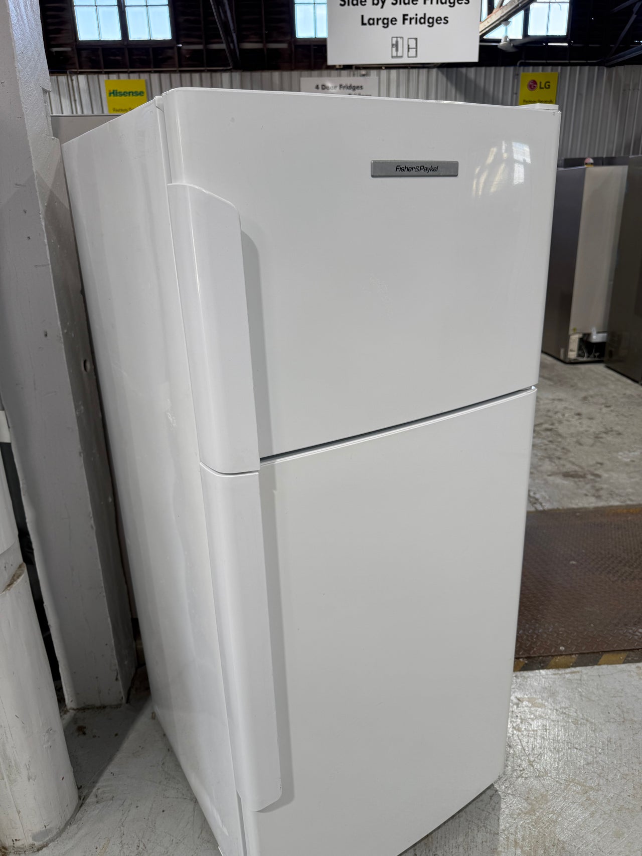 Second Hand Fisher&Paykel 331L Top Mount Refrigerator – E331TRT