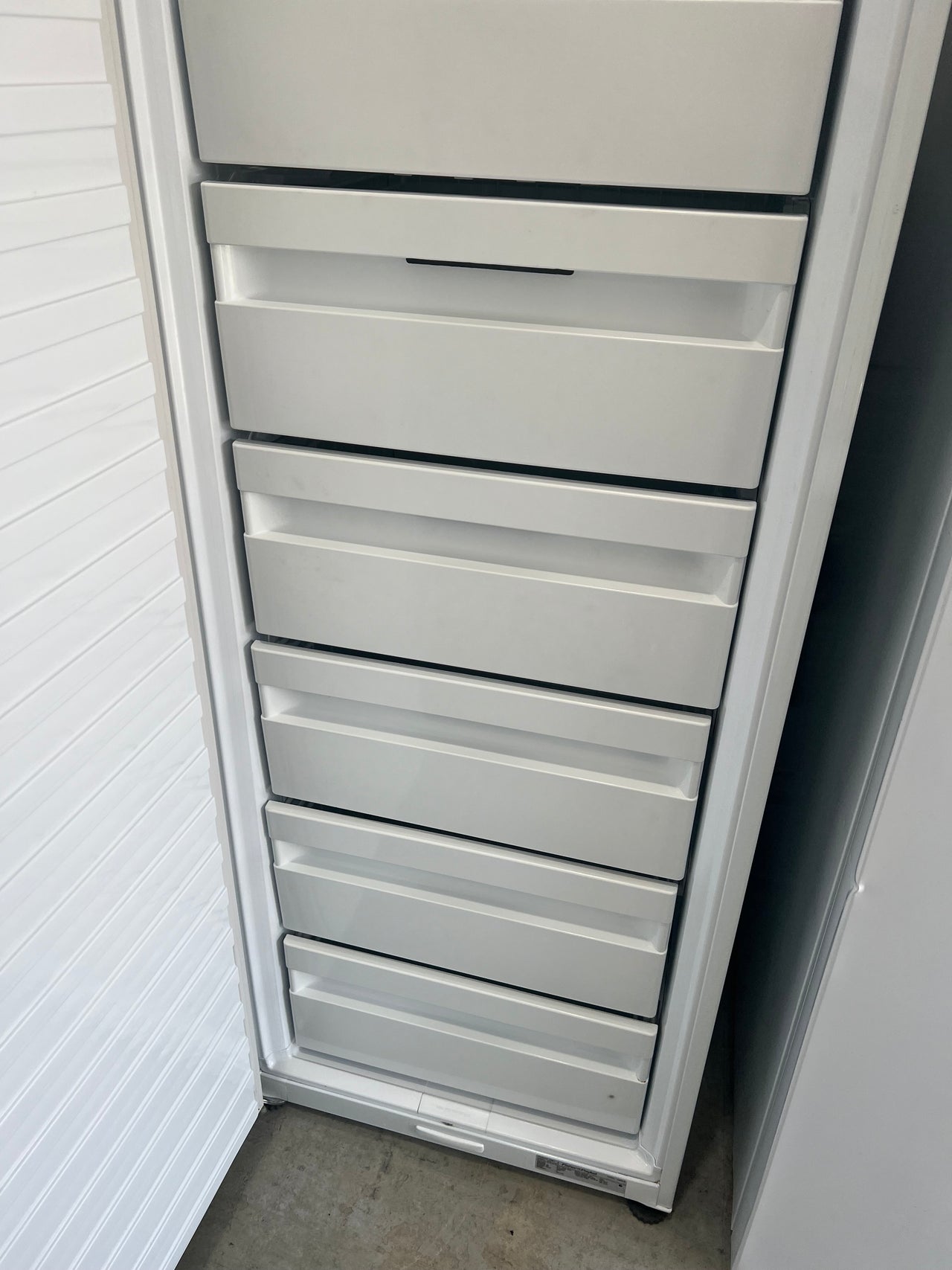 Second hand Fisher & Paykel E388LWW 389L Upright Freezer - Second Hand Appliances Geebung