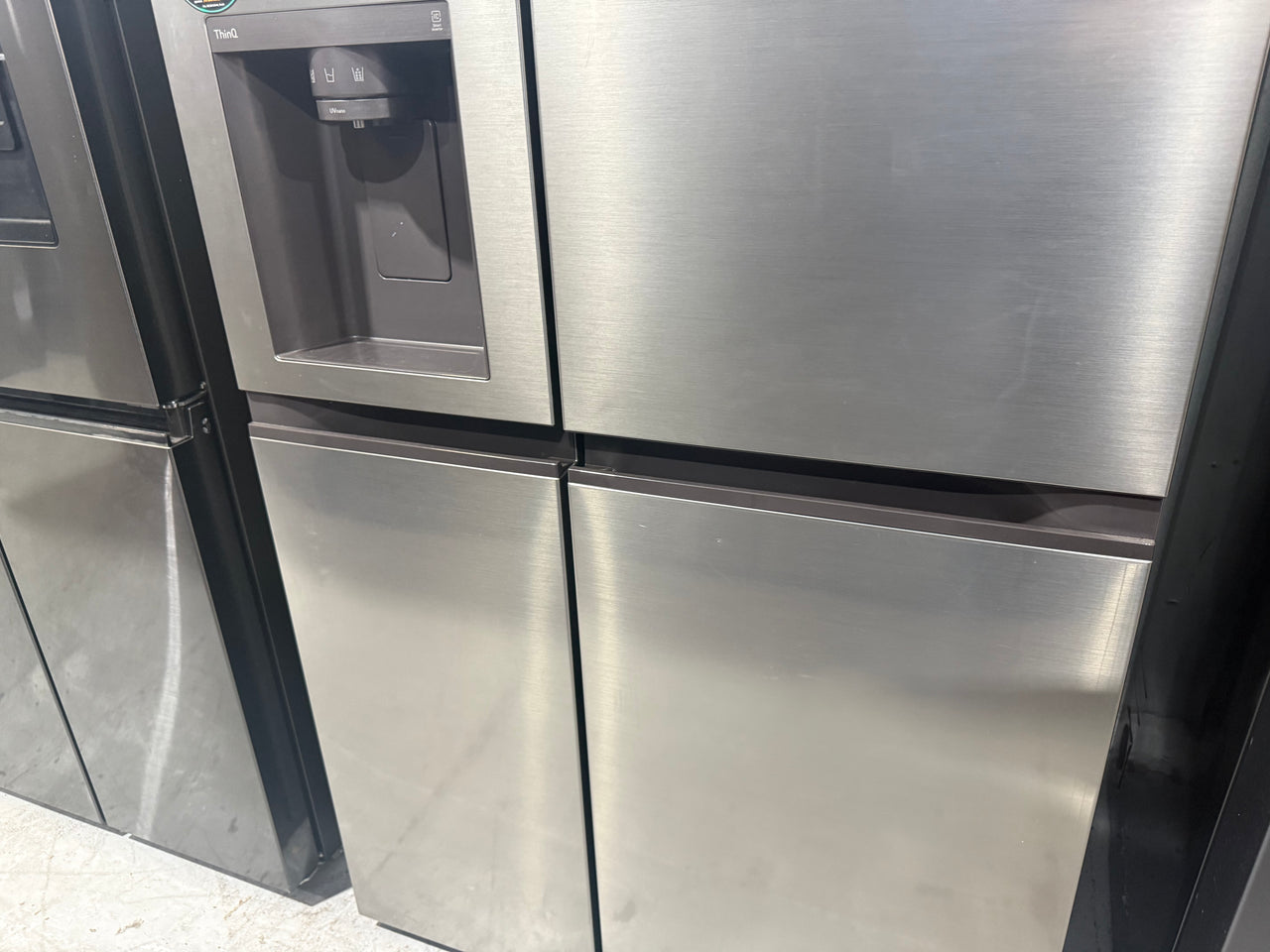 Factory second LG GS-N600PL 635 L Side-by-Side Refrigerator – Non-Plumbed Ice & Water, Stainless Steel Finish