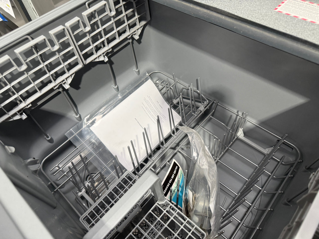 Factory second Fisher & Paykel Tall Single DishDrawer Dishwasher Black Stainless Steel Model: DD60SDFTB9