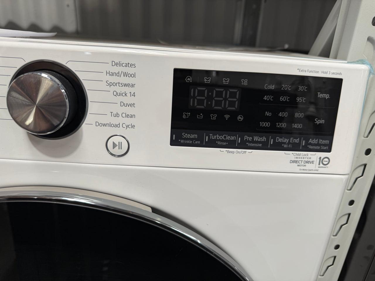 Factory second LG 12kg Front Load Washer Model: WV9-1412W