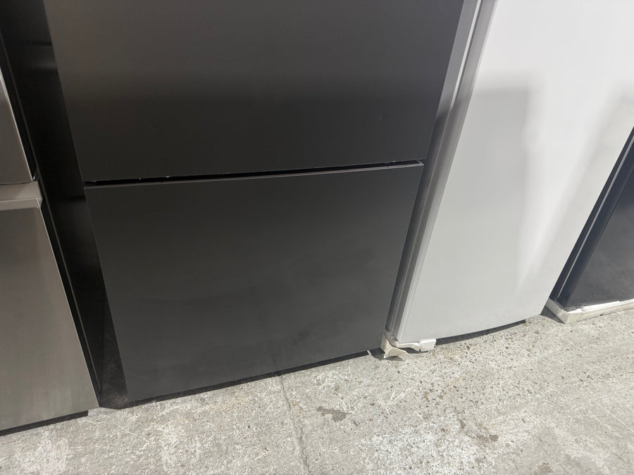 Factory second TCL 416 L Bottom-Mount Fridge – Model P445BFG - Second Hand Appliances Geebung