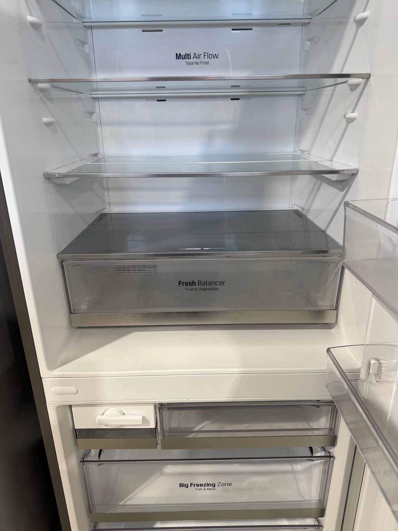 Factory second LG 420L Bottom Mount Refrigerator Model:GB-455PL