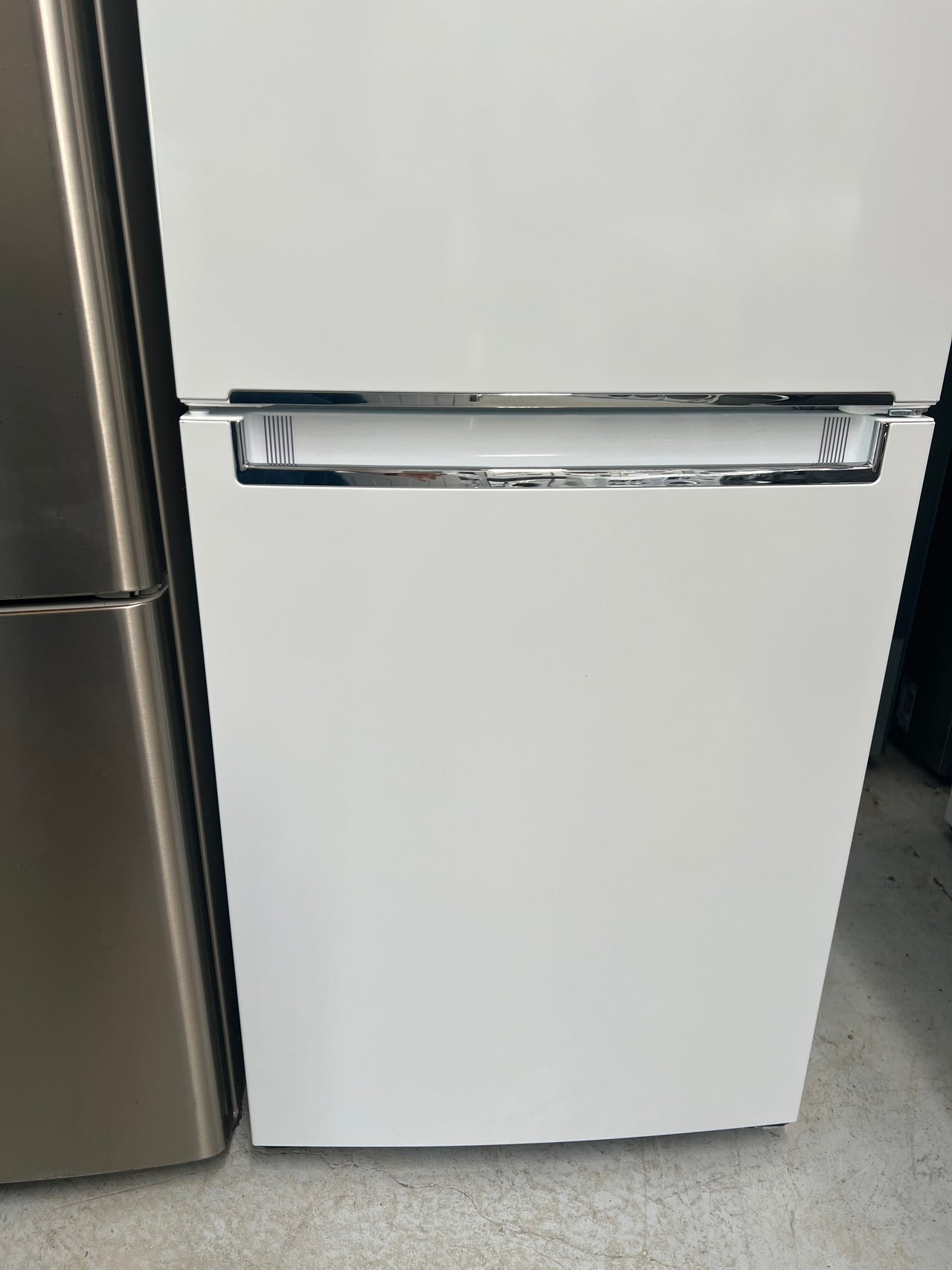 Transportation damaged LG 306L Bottom Mount Refrigerator GB-355WL - Second Hand Appliances Geebung