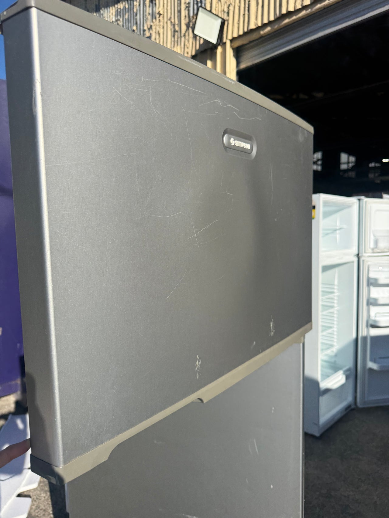 Second hand Simpson 390L Top Mount Fridge – STM3900MA