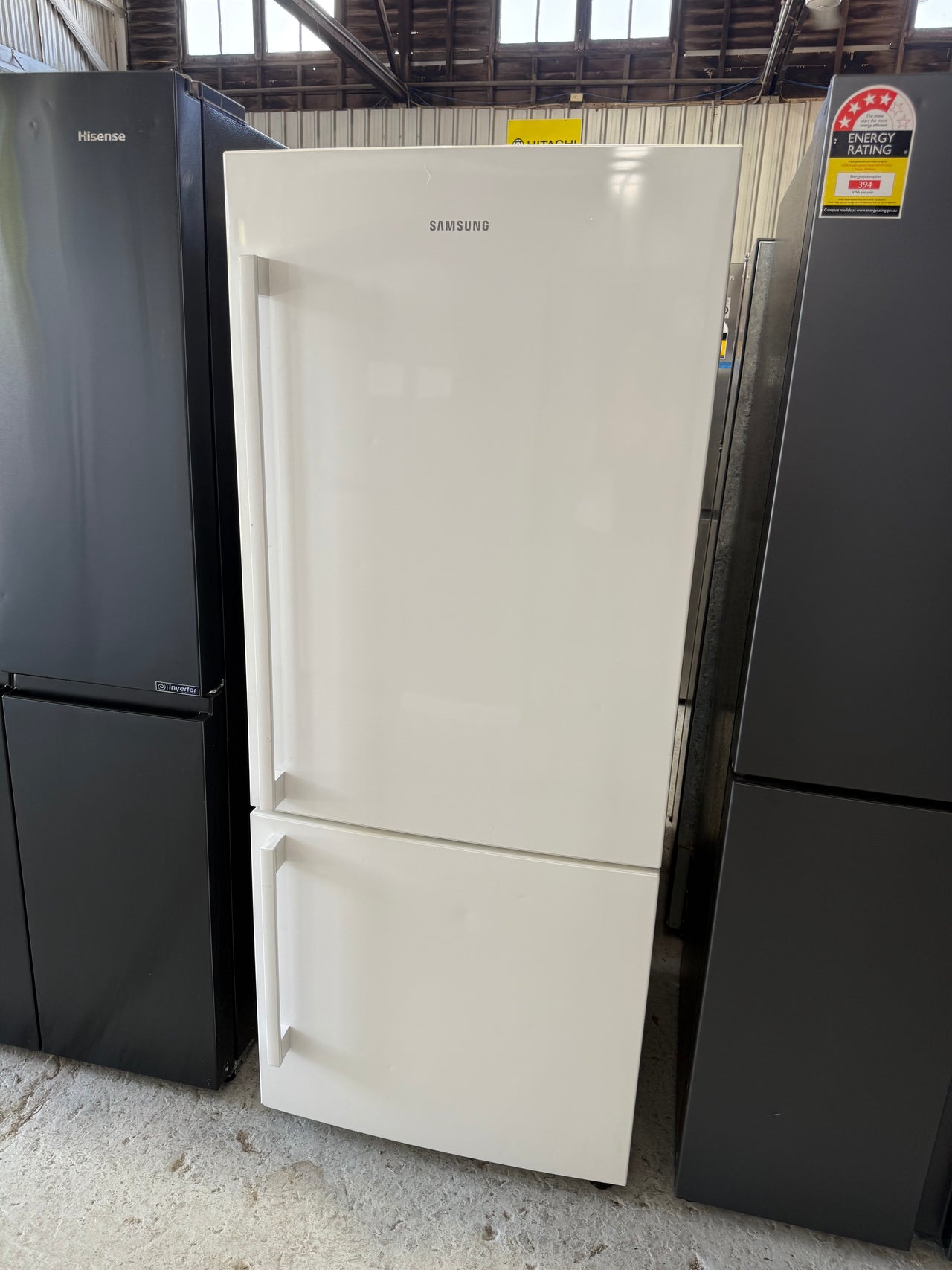 Second hand Samsung SRL457MW 458-liter bottom mount refrigerator