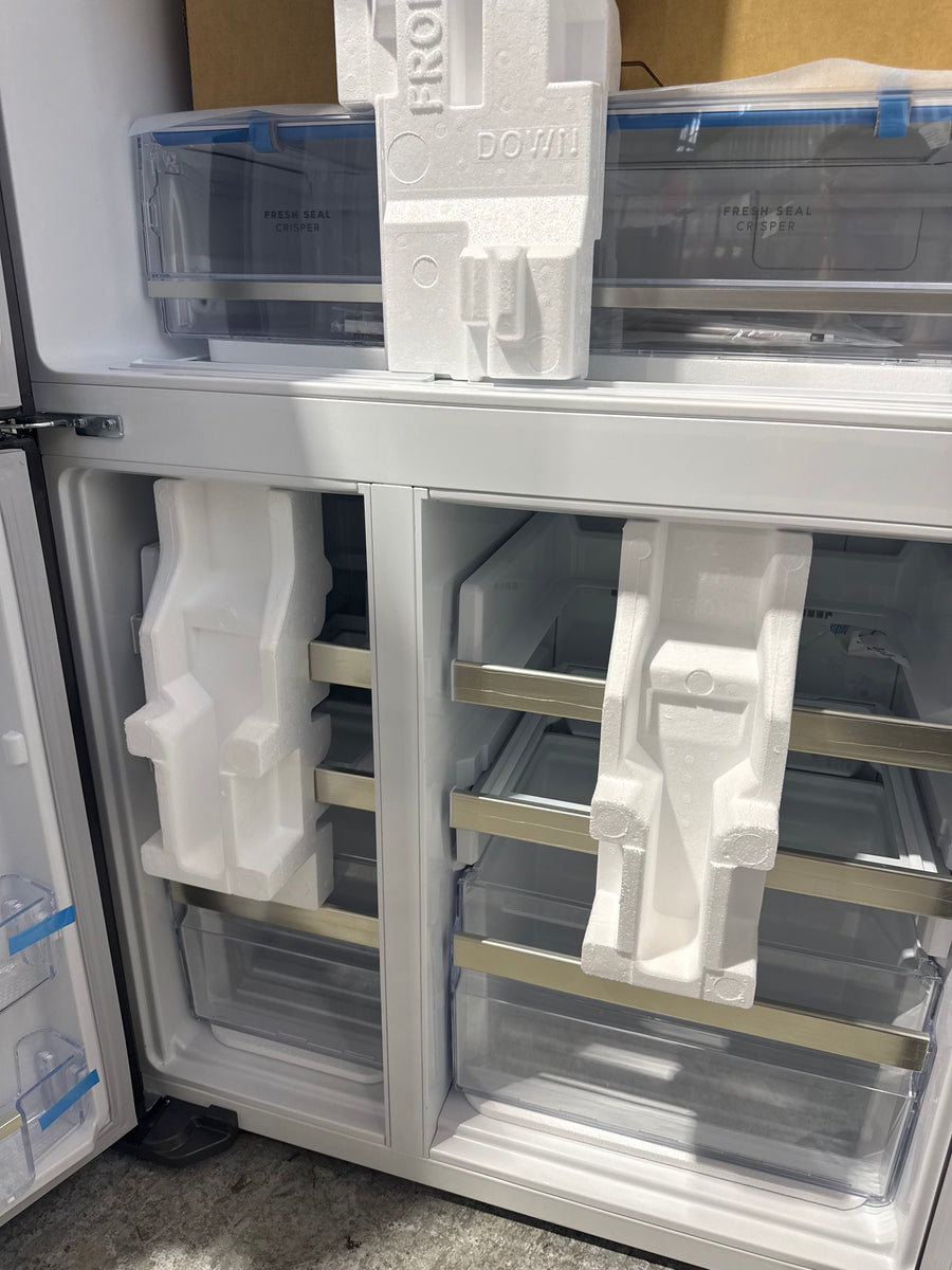 Transportation damaged Westinghouse 609L Quad Door Fridge – WQE6170BB