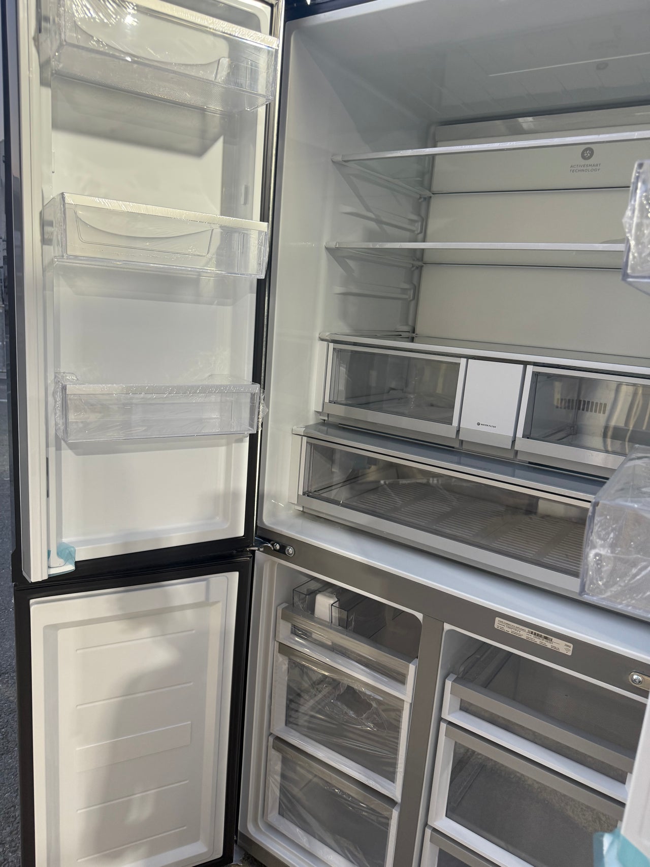 Factory second Fisher & Paykel RF730QNUVB1 690 L Quad Door Refrigerator – Black Stainless Steel with Ice & Water