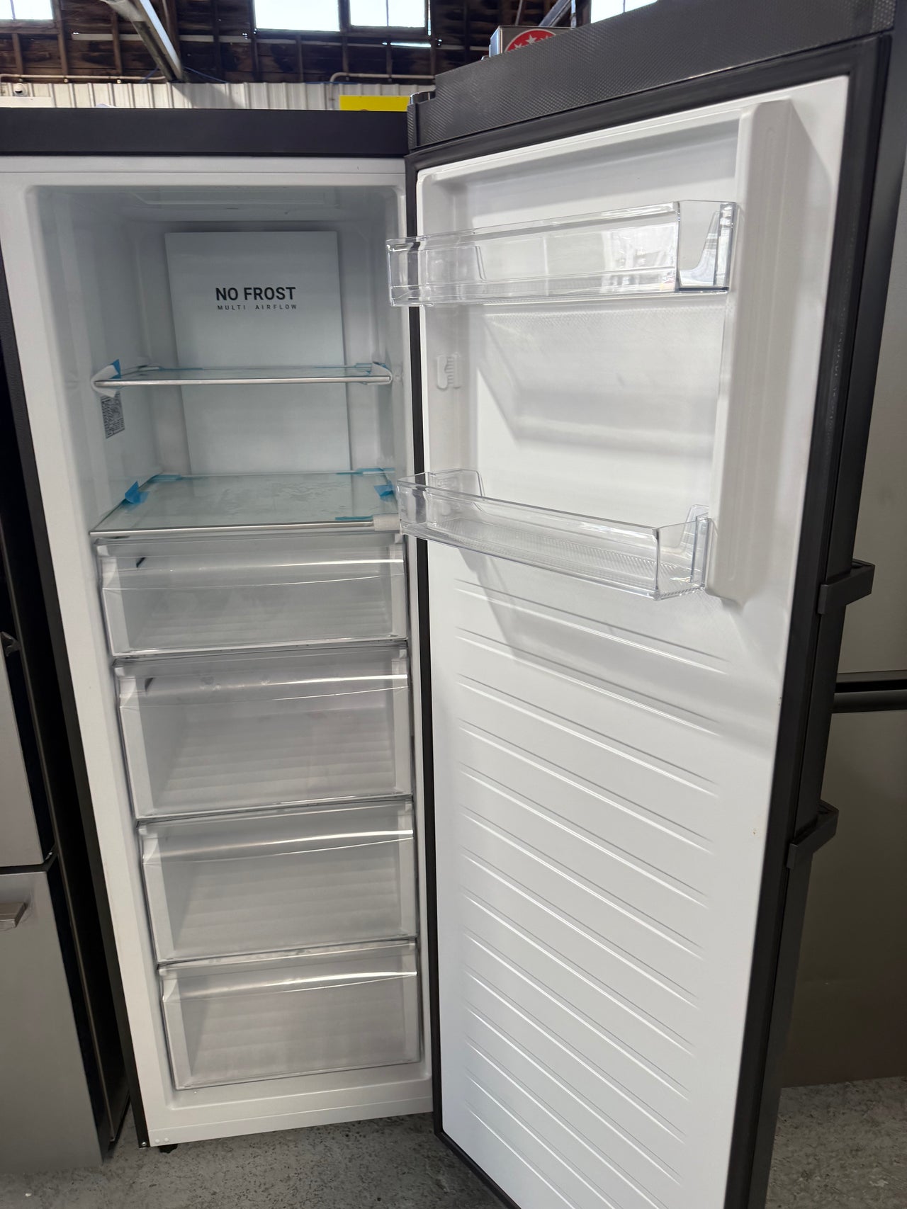 Factory second Haier HVF325DC is a versatile 285-liter vertical freezer