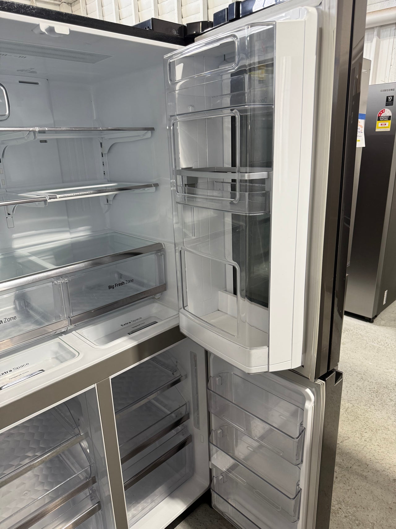 Second hand LG 708L InstaView French Door Fridge Model: GF-V708BSL - Second Hand Appliances Geebung