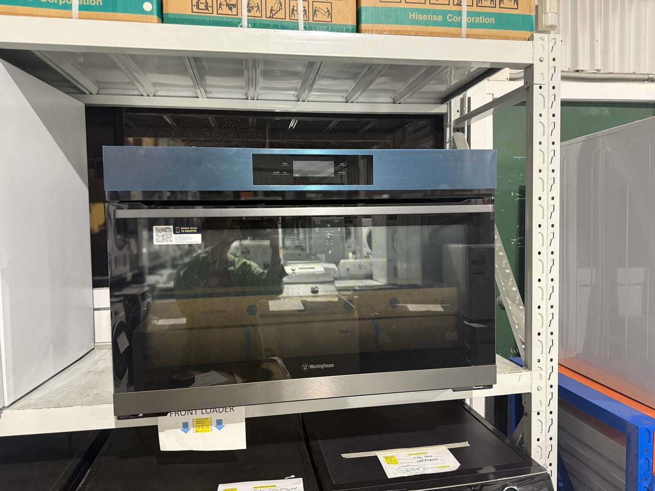 Factory second Westinghouse 90cm Pyrolytic Multi-Function Oven – Dark Stainless Steel  Model: WVEP9917DD