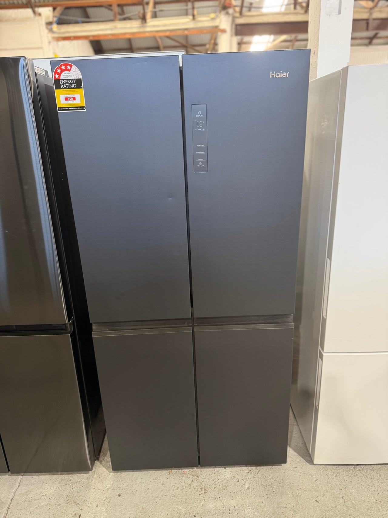 Factory second Haier HRF530YC is a 463-liter quad-door refrigerator