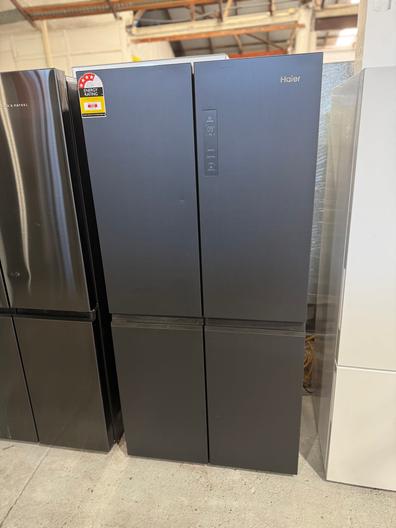 Factory second Haier HRF530YC is a 463-liter quad-door refrigerator