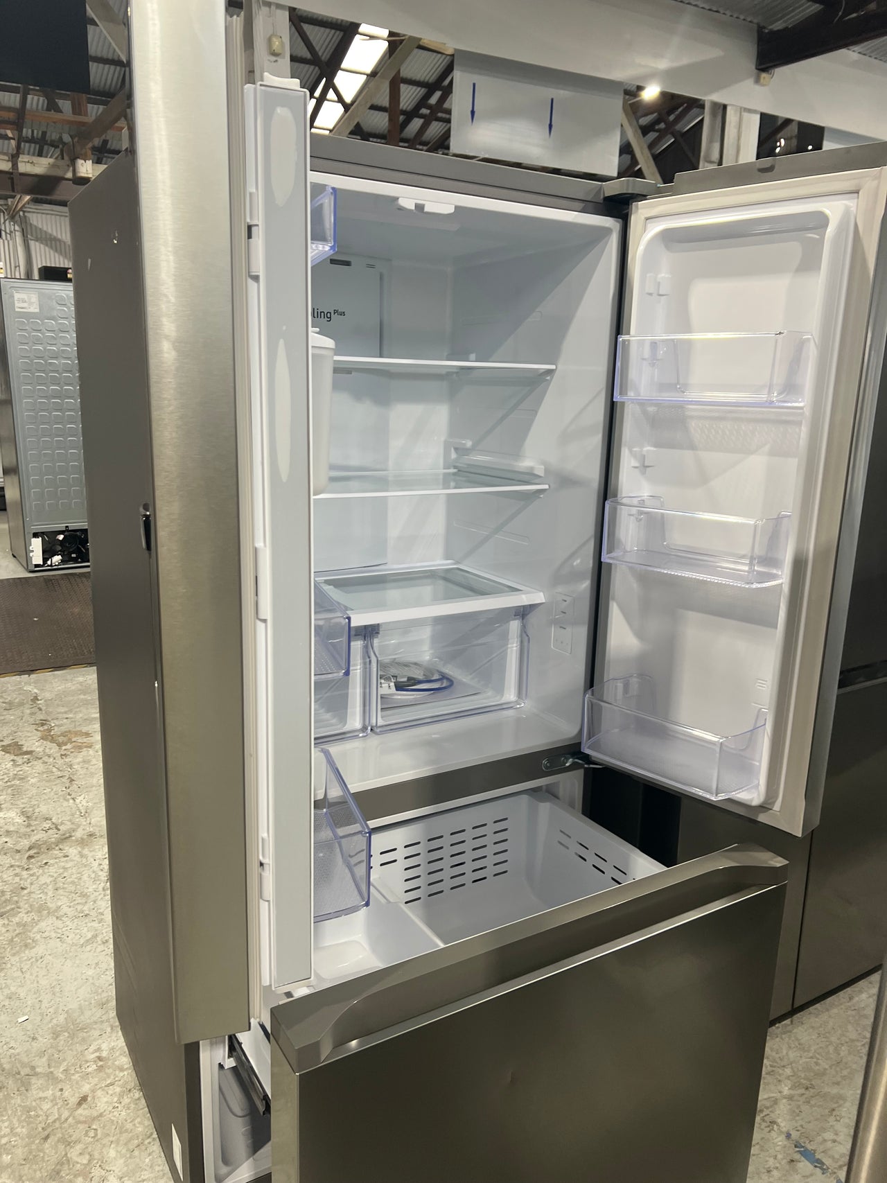 Transportation damaged Samsung 495L French Door Refrigerator  Model: SRF5300SD - Second Hand Appliances Geebung