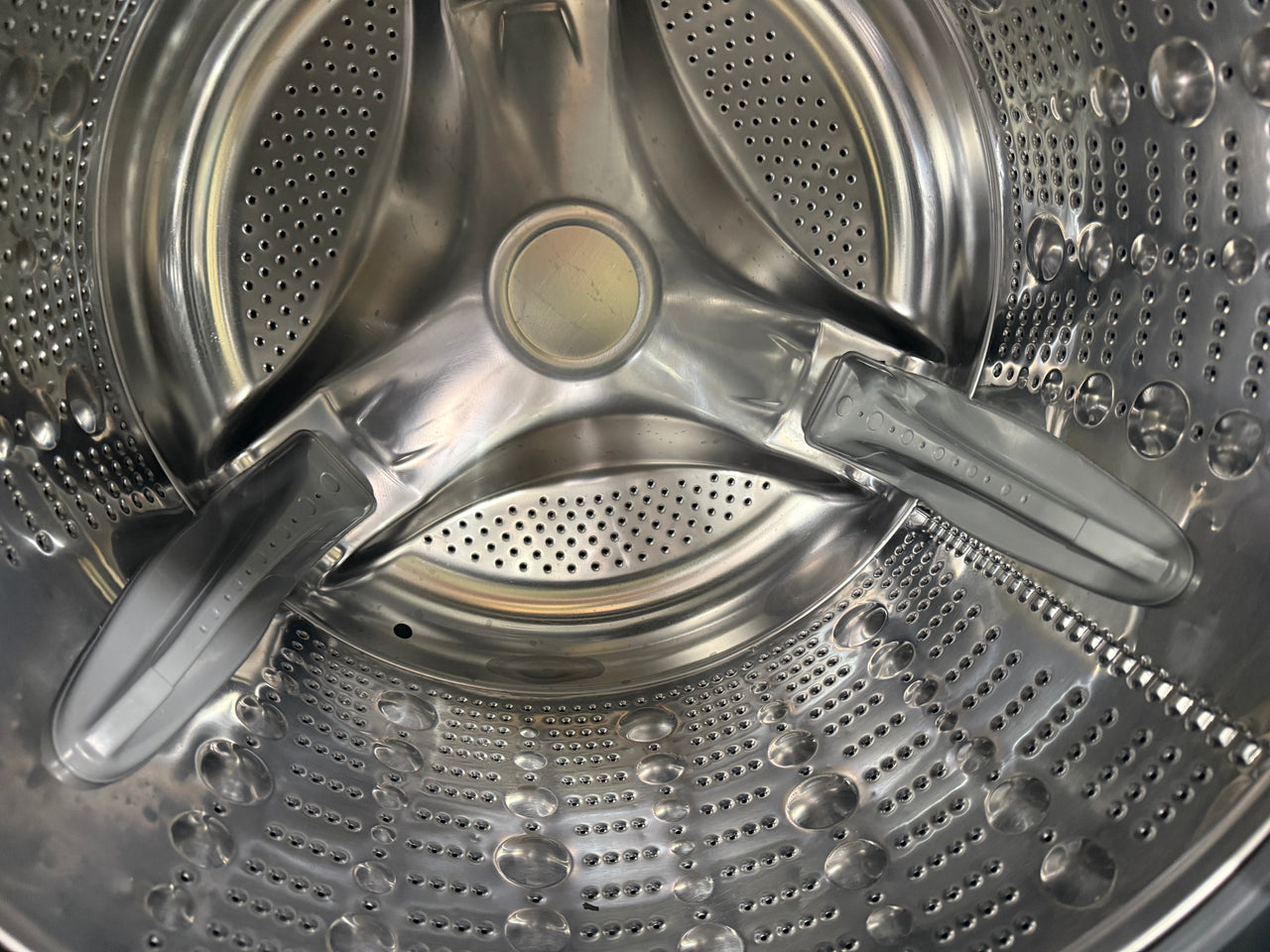Second hand LG WD12595FD6 15kg/7.5kg Washer Dryer Combo