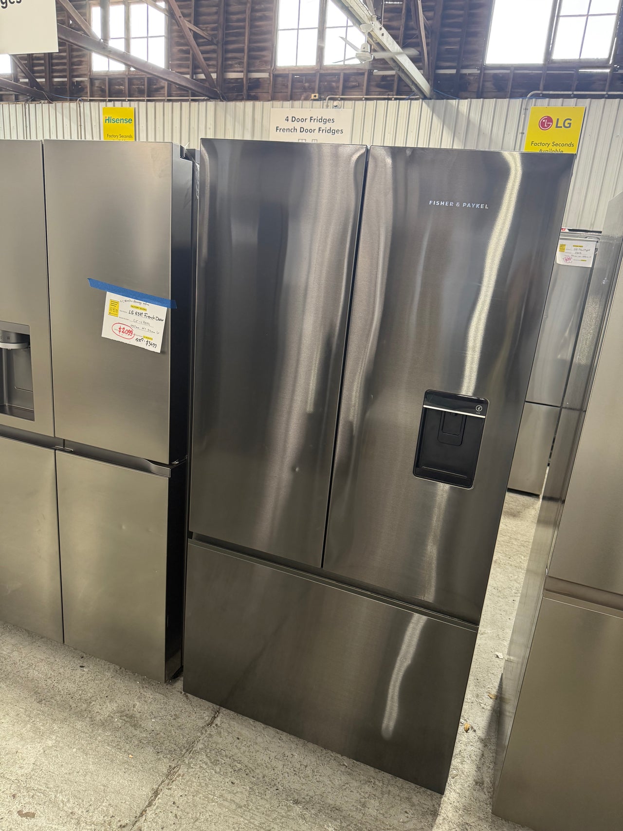 Factory second Fisher &amp; Paykel 569L French Door Refrigerator RF610ANUB5
