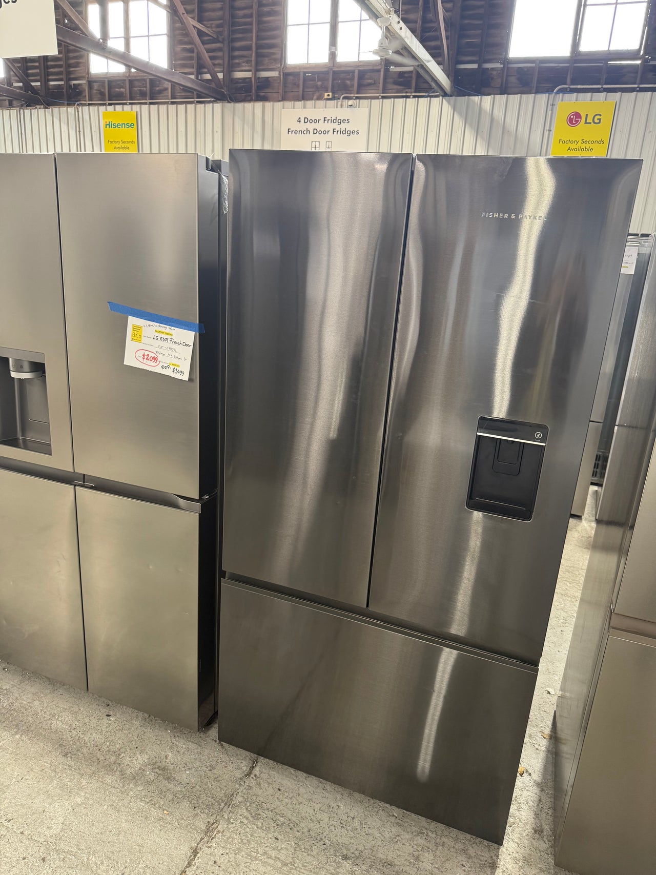 Factory second Fisher &amp; Paykel 569L French Door Refrigerator RF610ANUB5