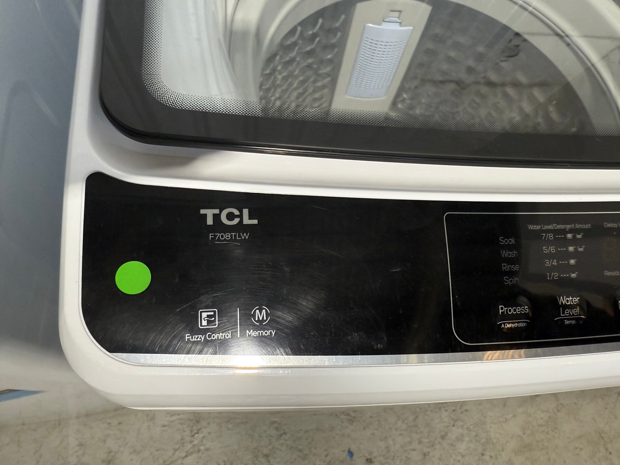 Factory second TCL F708TLW 8kg top load washing machine