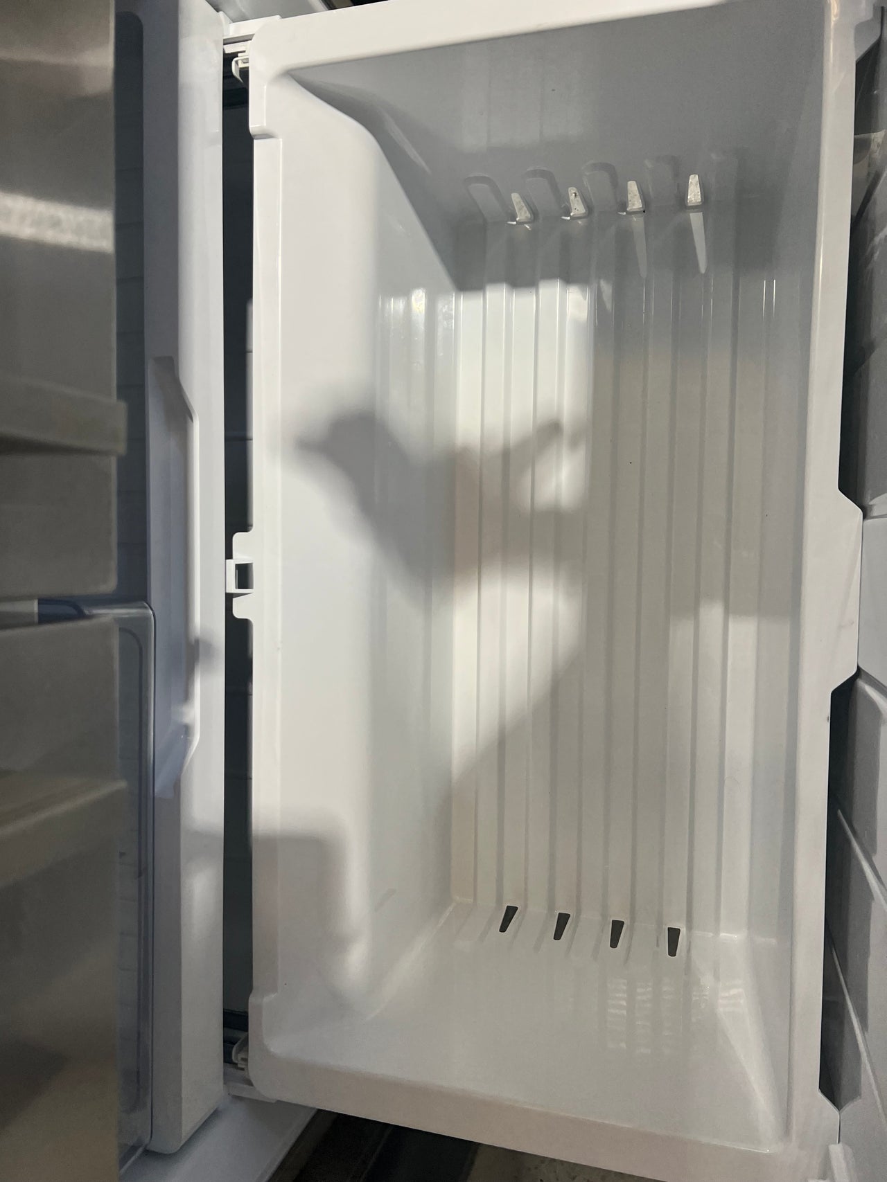 Second hand Fisher & Paykel 569L ActiveSmart French Door Fridge Ice and Water Model: RF610ADUX5 - Second Hand Appliances Geebung