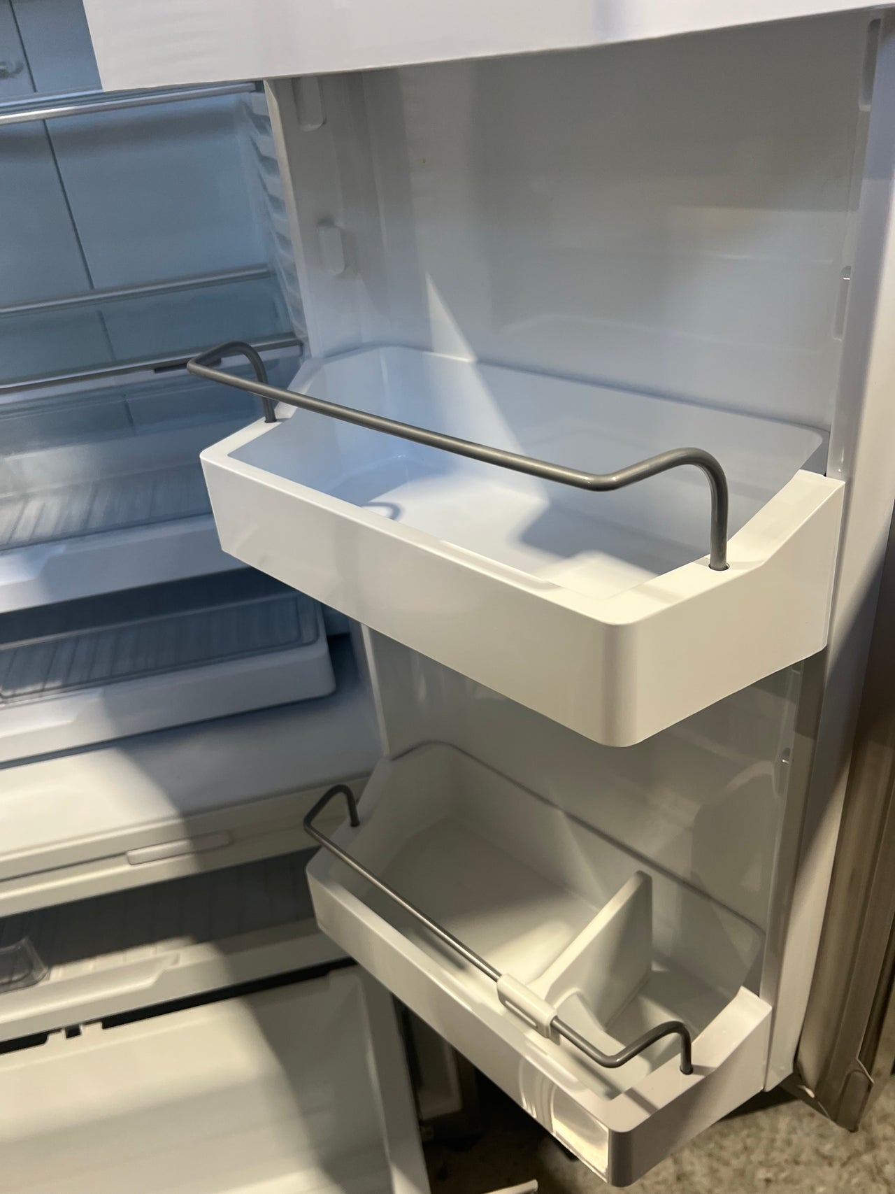 Second hand Fisher & Paykel 569L ActiveSmart French Door Fridge Ice and Water Model: RF610ADUX5 - Second Hand Appliances Geebung