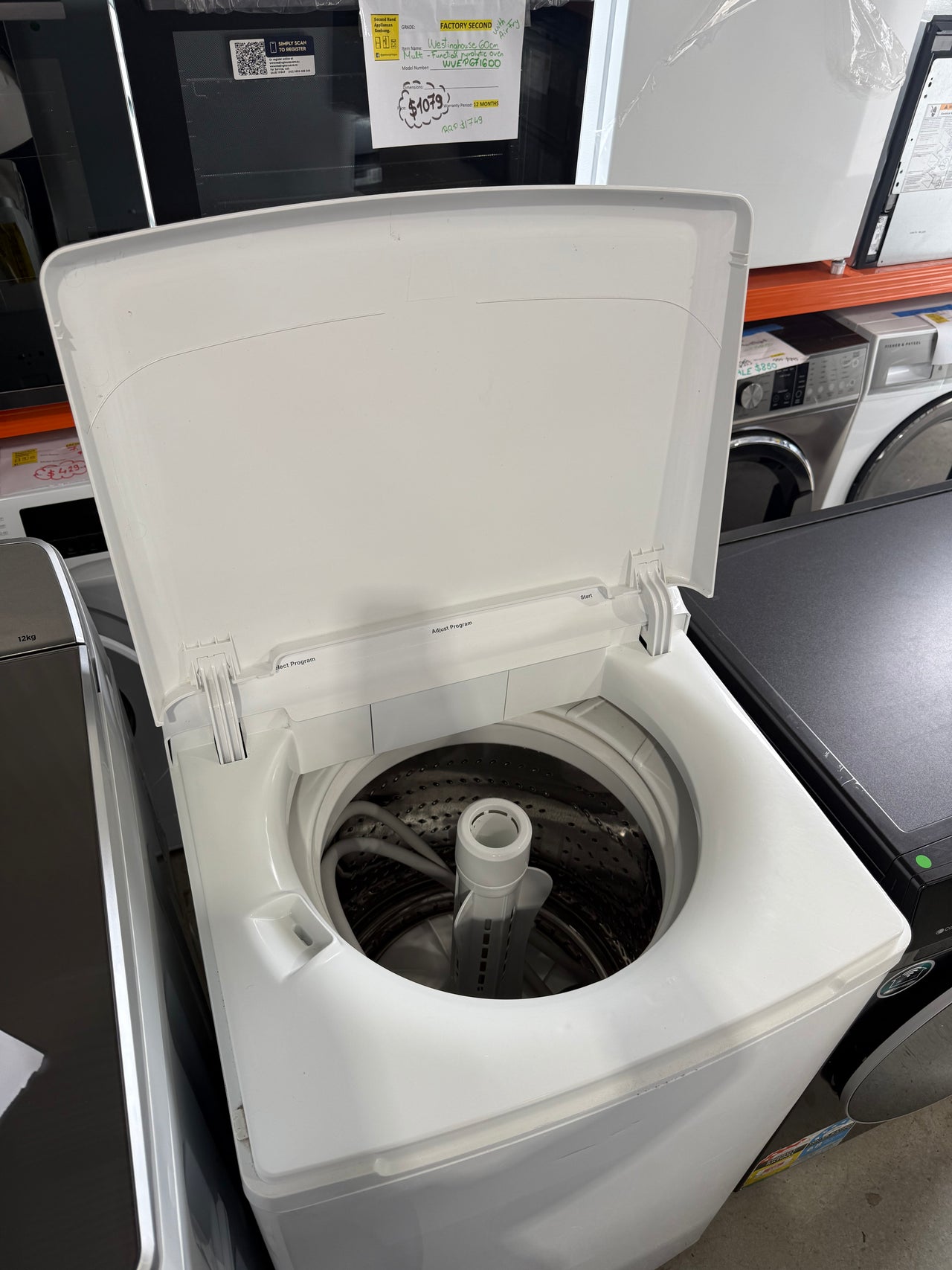 Second hand Simpson 6kg Top Load Washing Machine – White SWT6042