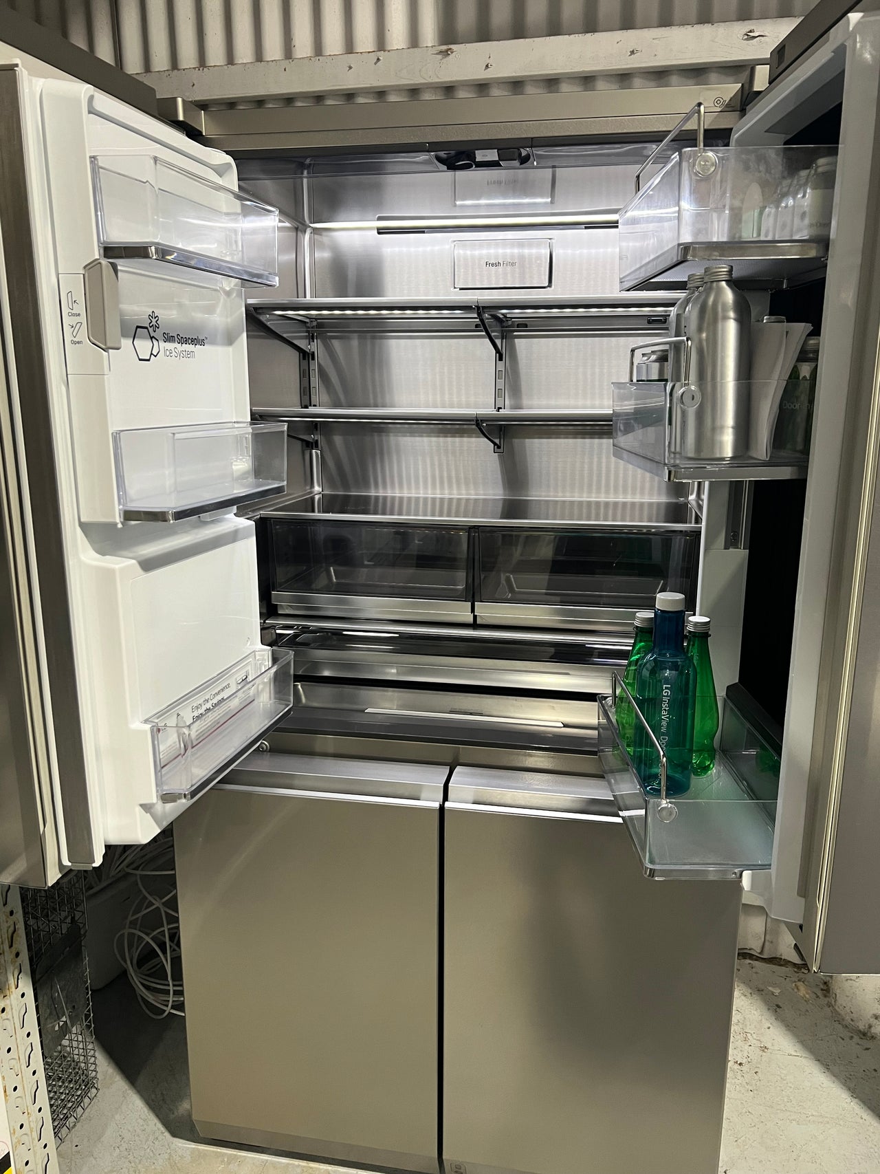 Transportation damaged LG Signature 700L French Door Fridge With InstaView Door-in-Door SG-5I700TSL - Second Hand Appliances Geebung