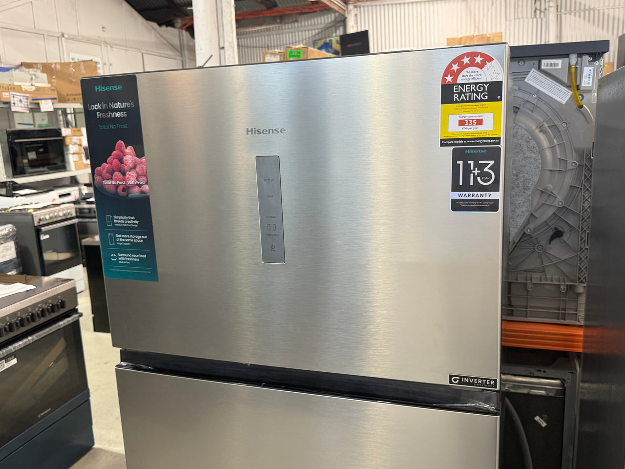 Transportation damaged Hisense 496L Top Mount refrigerator HRTF496SW