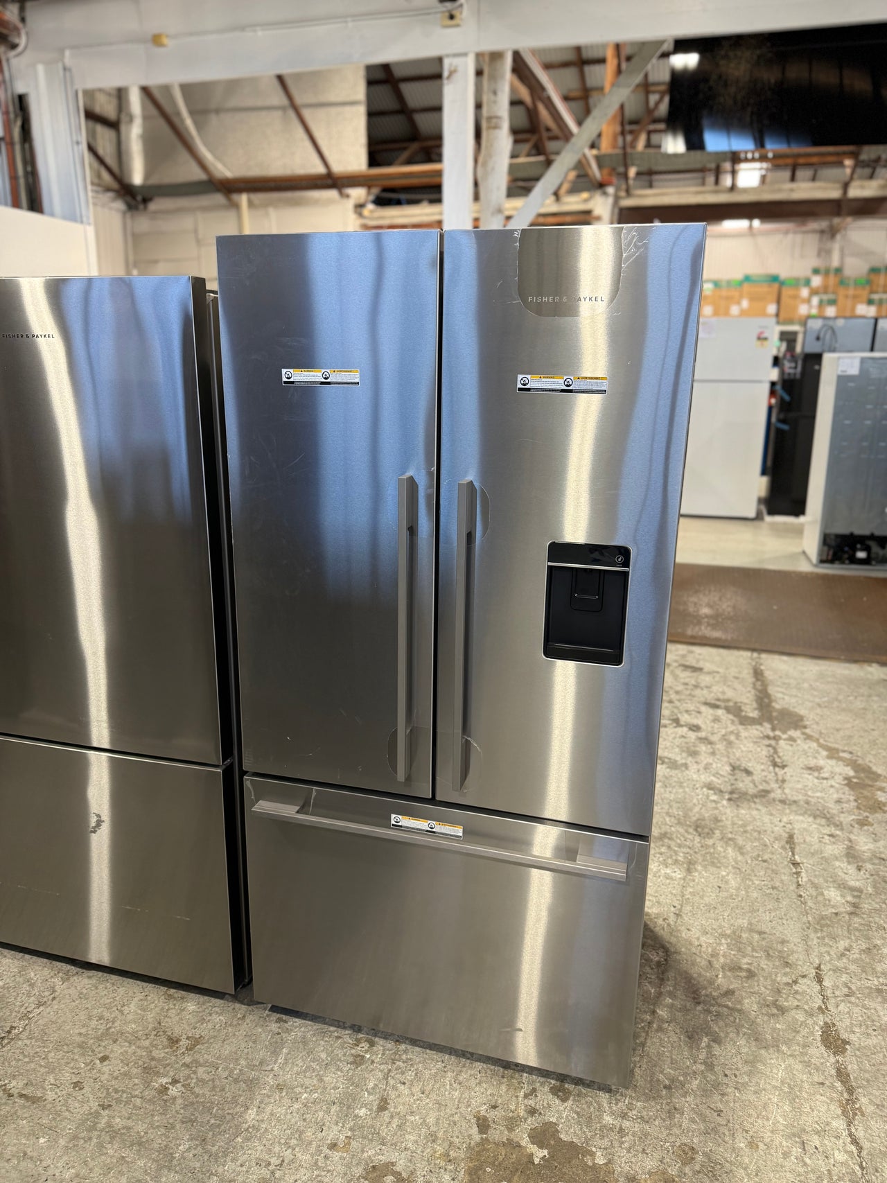 Factory second Fisher&Paykel RF610ADUX5 569L French Door Refrigerator