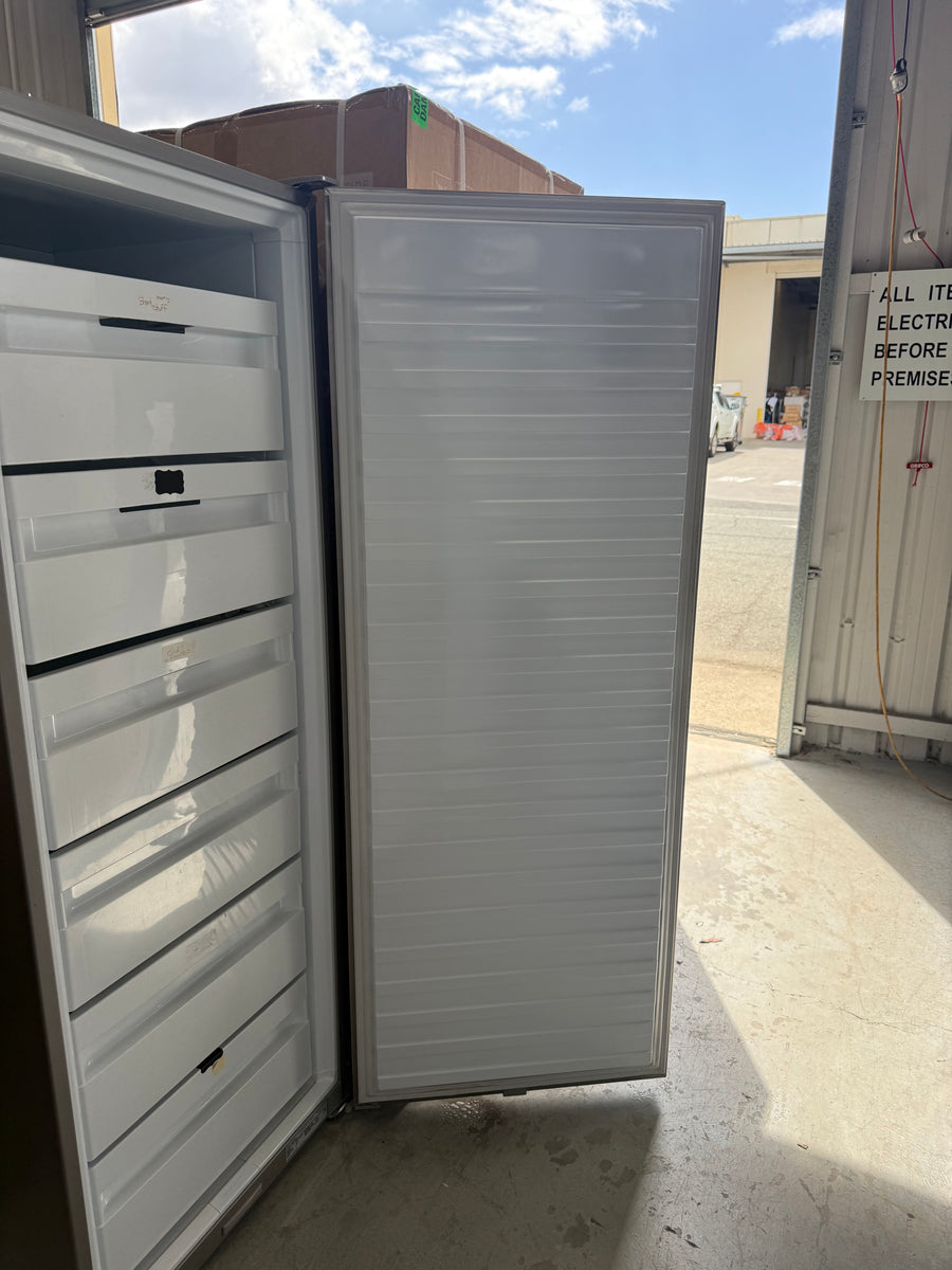 Second hand Fisher&Paykel 389L Upright Freezer – E388LXFD