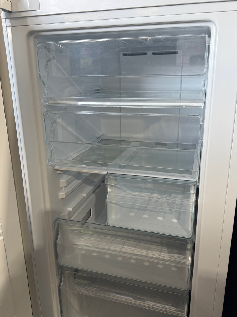 Factory second Hisense 254L Frost Free Upright Freezer – HRVF254