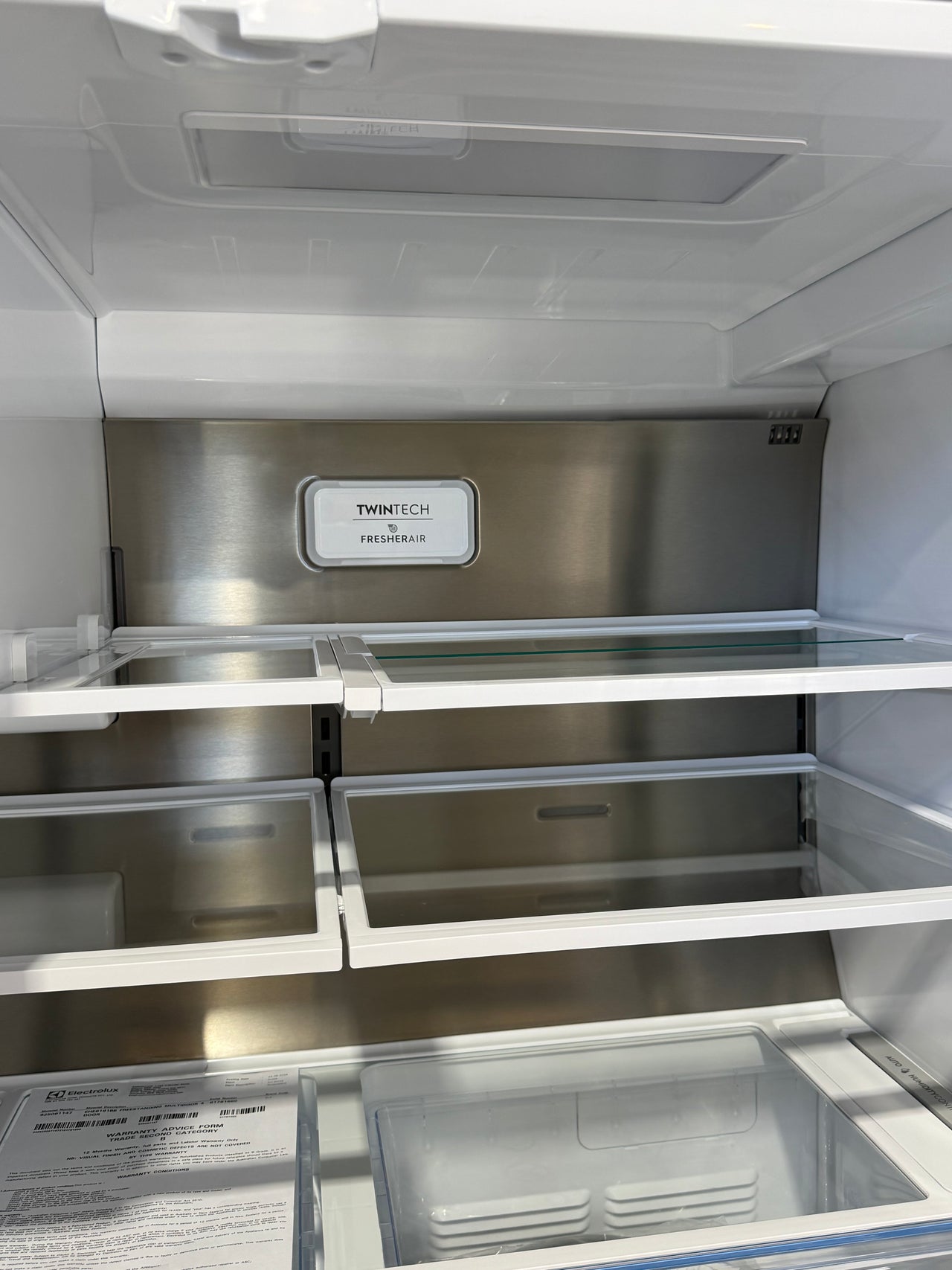 Factory second Electrolux 609L 900 Series French Door Fridge – EHE6191BB