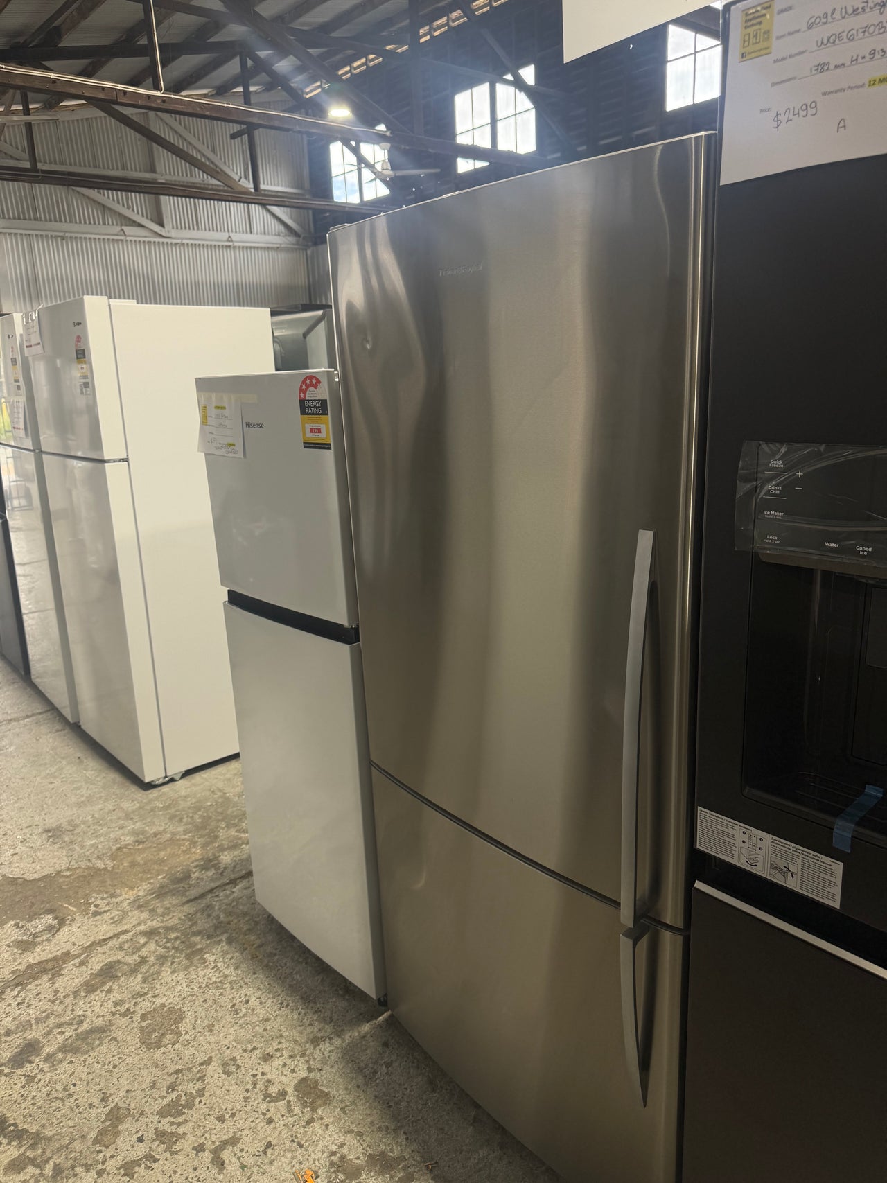Second hand Fisher&Paykel 519L ActiveSmart™ Bottom Mount Refrigerator – Stainless Steel E522BLX4