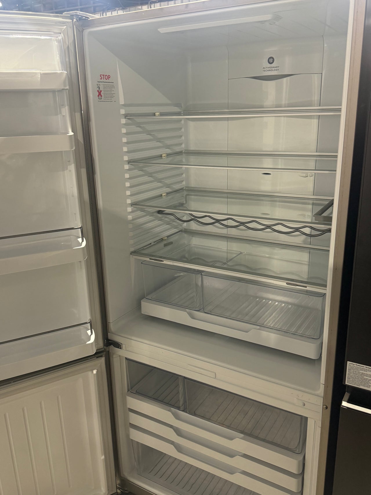 Second hand Fisher&Paykel 519L ActiveSmart™ Bottom Mount Refrigerator – Stainless Steel E522BLX4