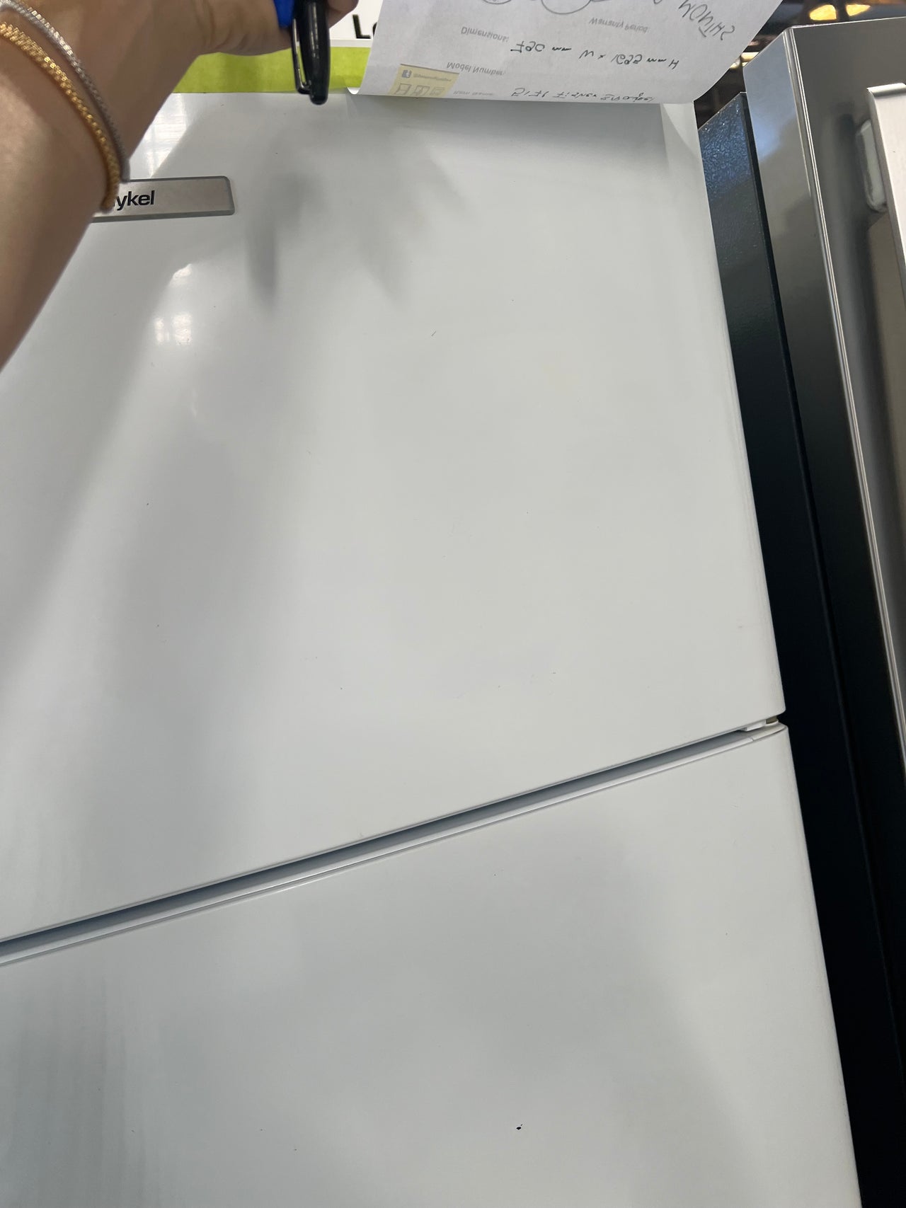 Second hand 517l Fisher&Paykel E521T top mounted refrigerator - Second Hand Appliances Geebung